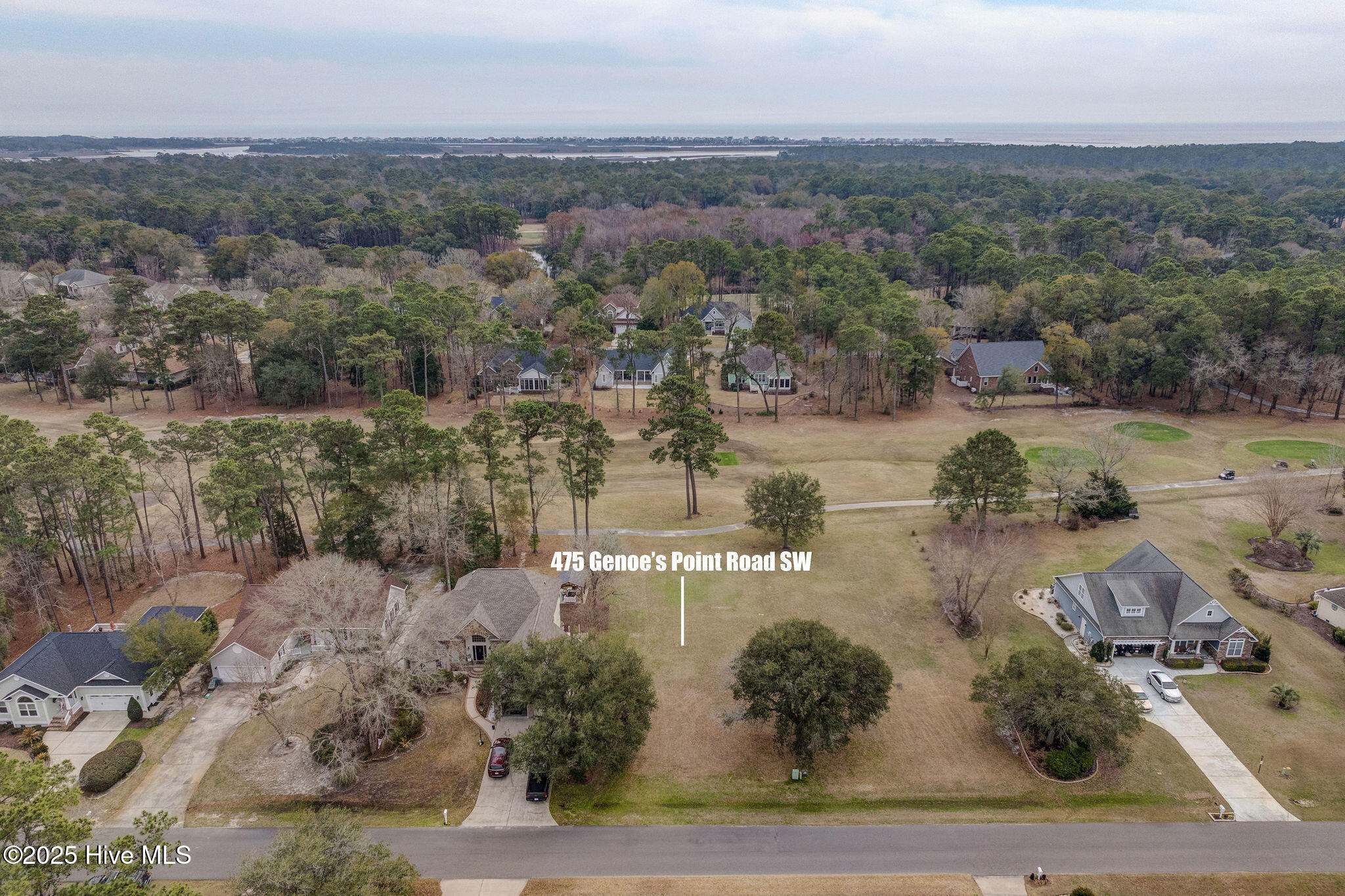 475 Genoes Point Road SW