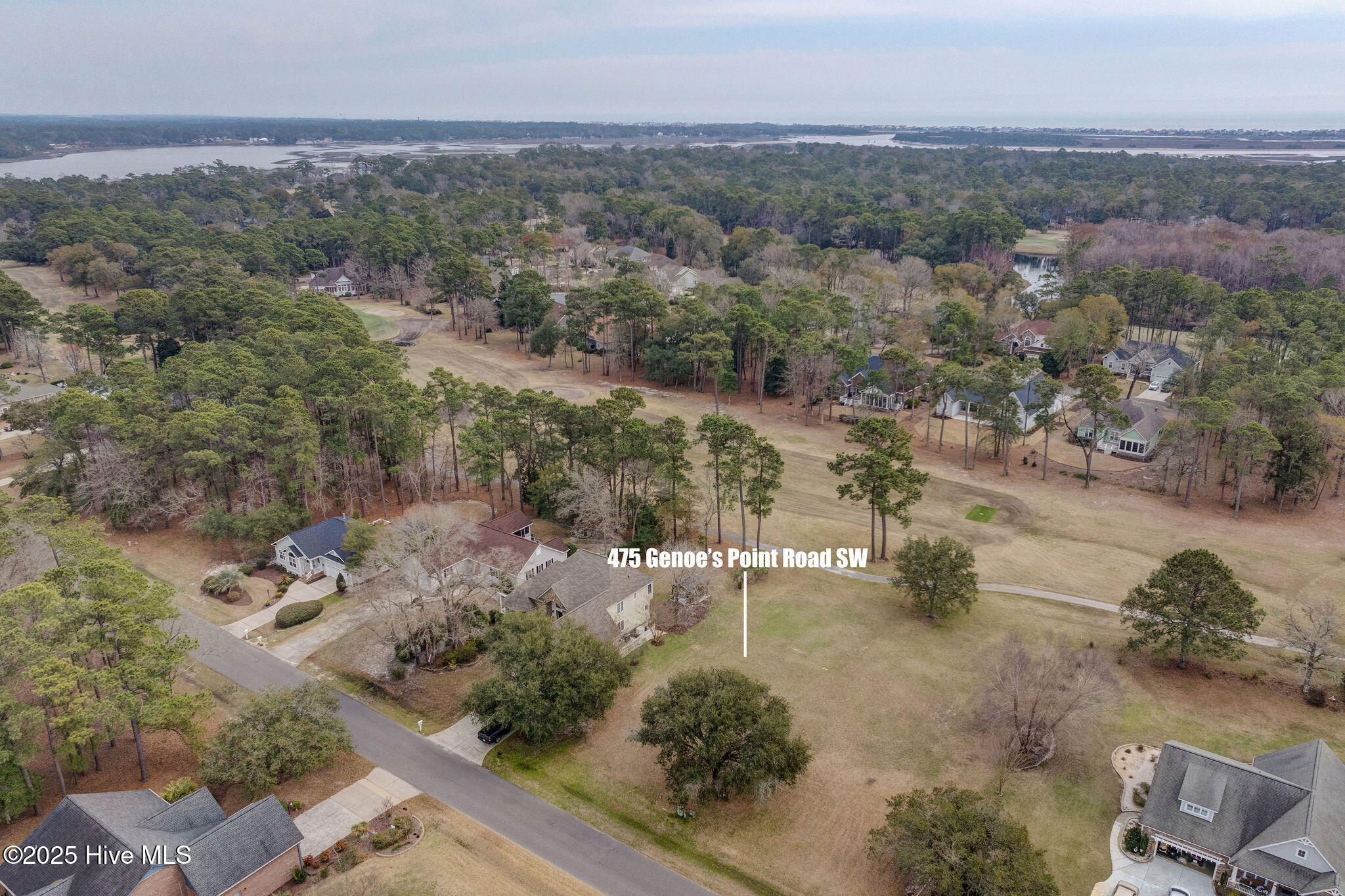 475 Genoes Point Road SW