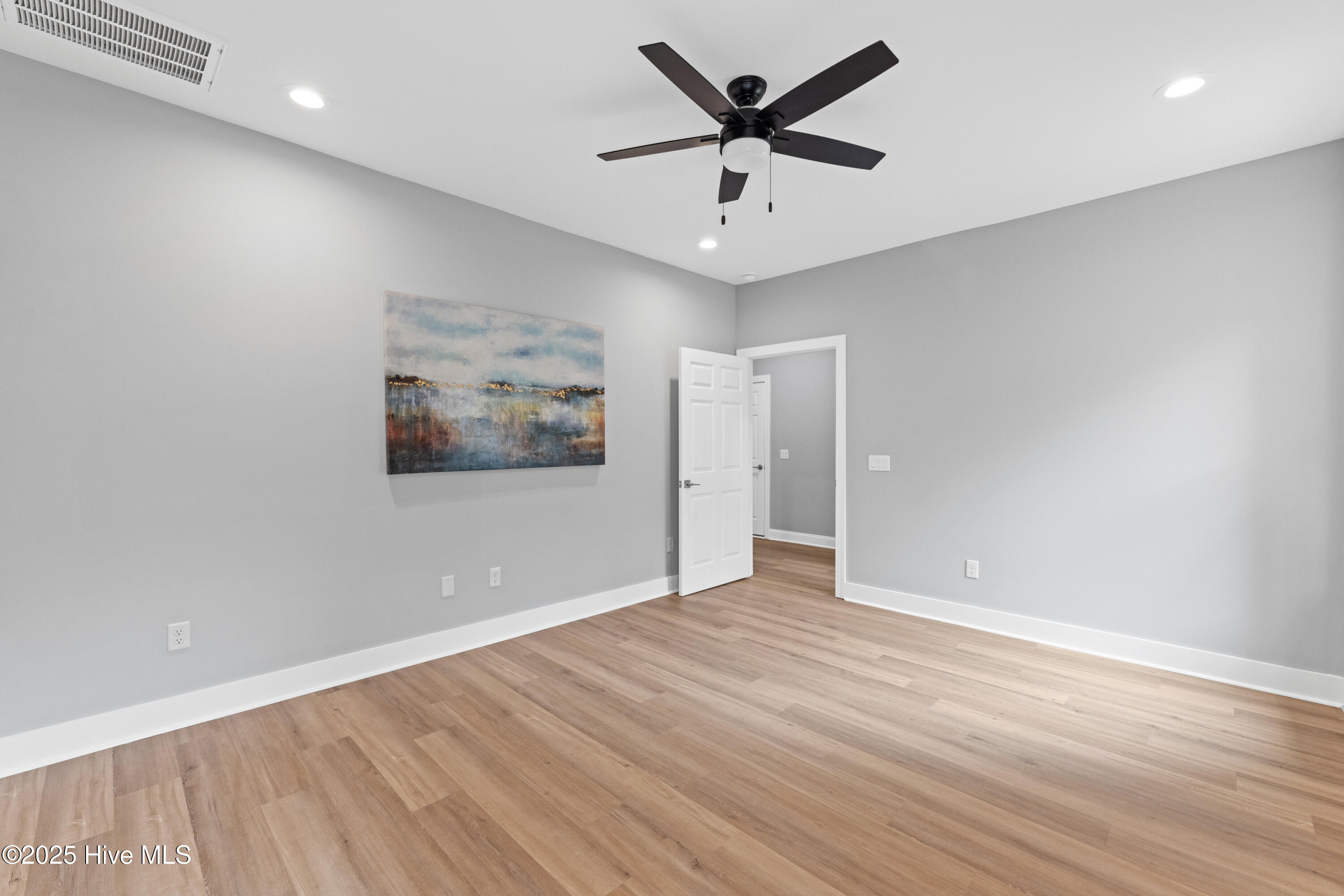 578 Lockwood Court SE