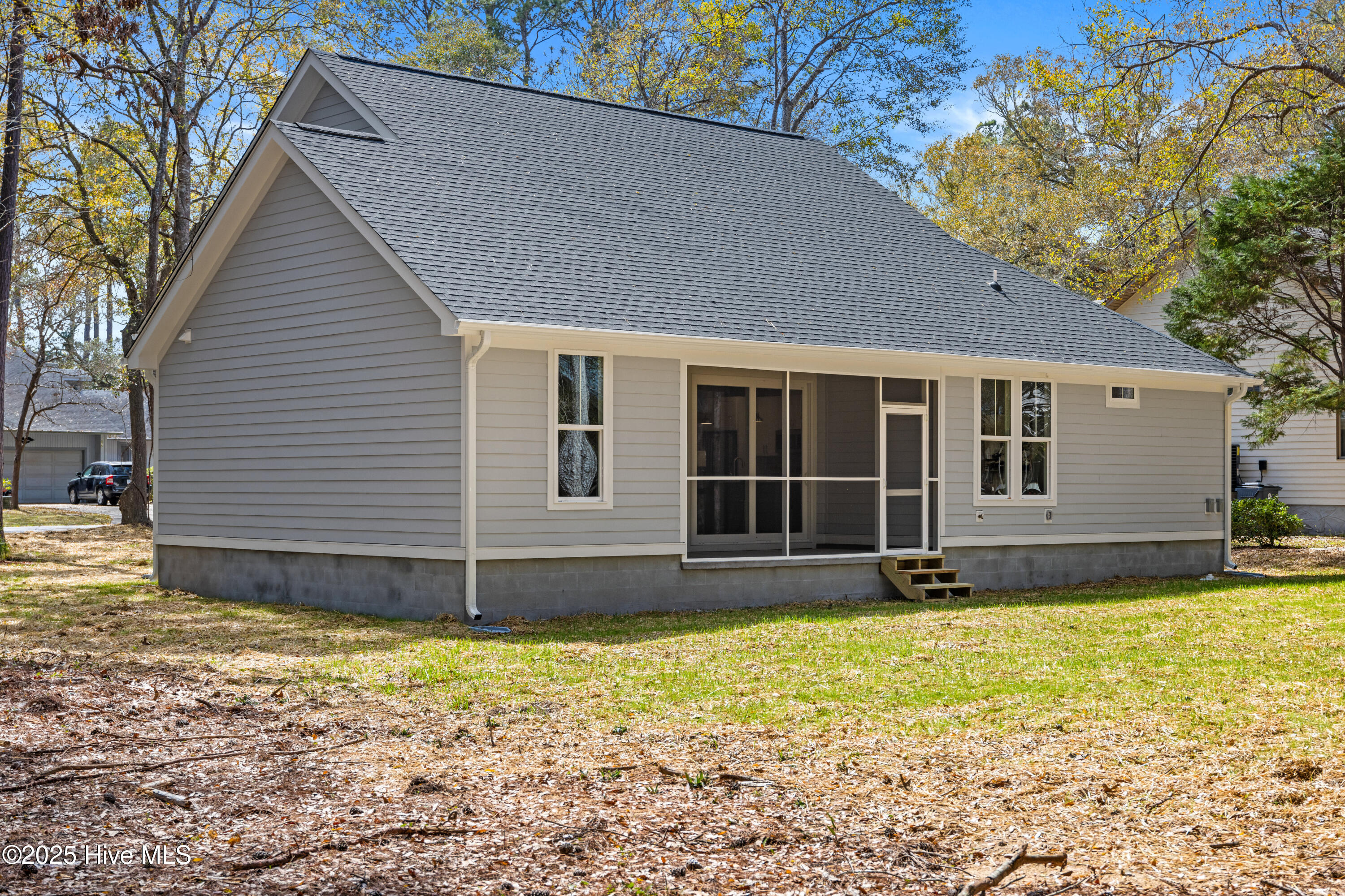 578 Lockwood Court SE