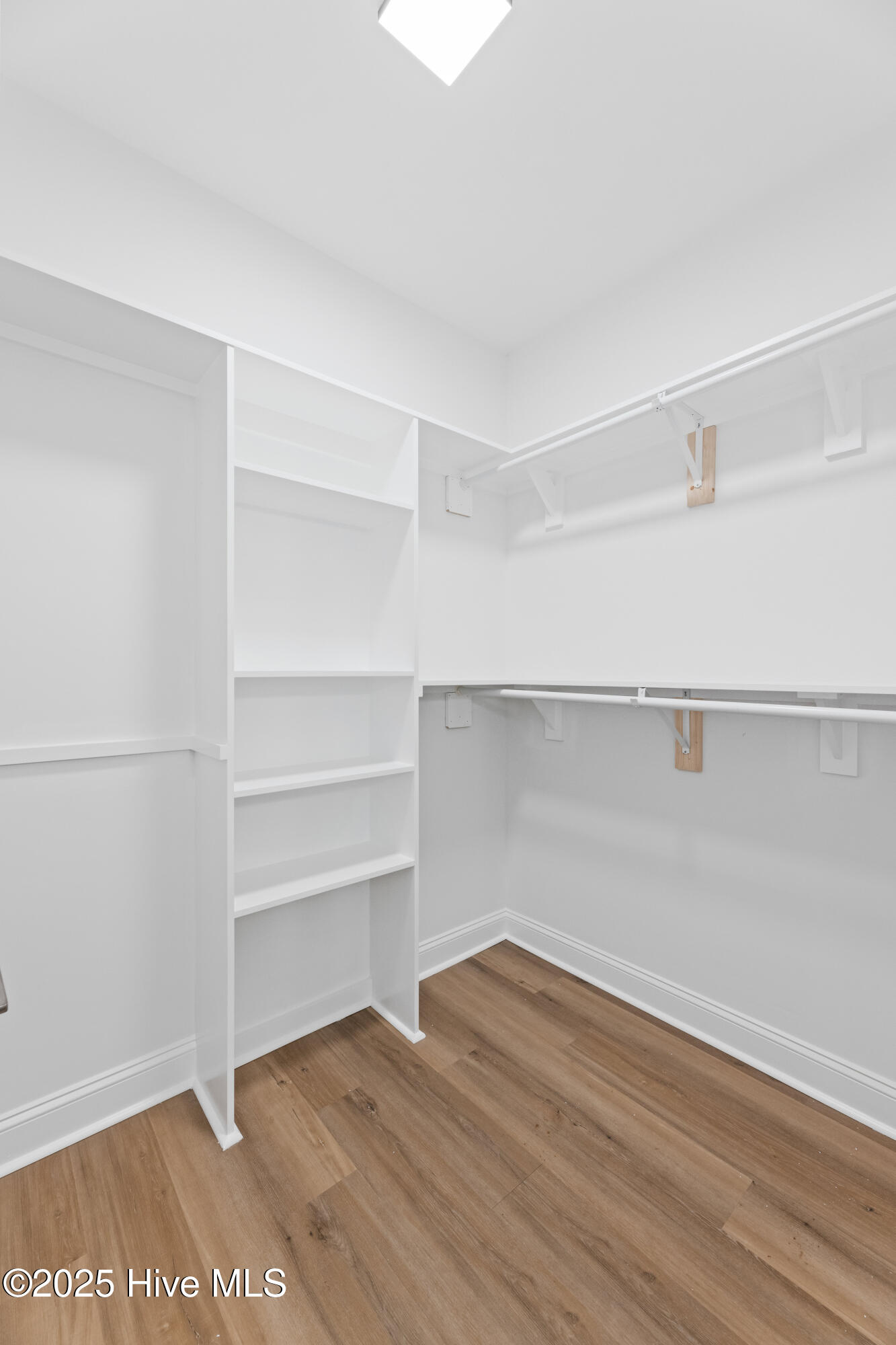 578 Lockwood Court SE