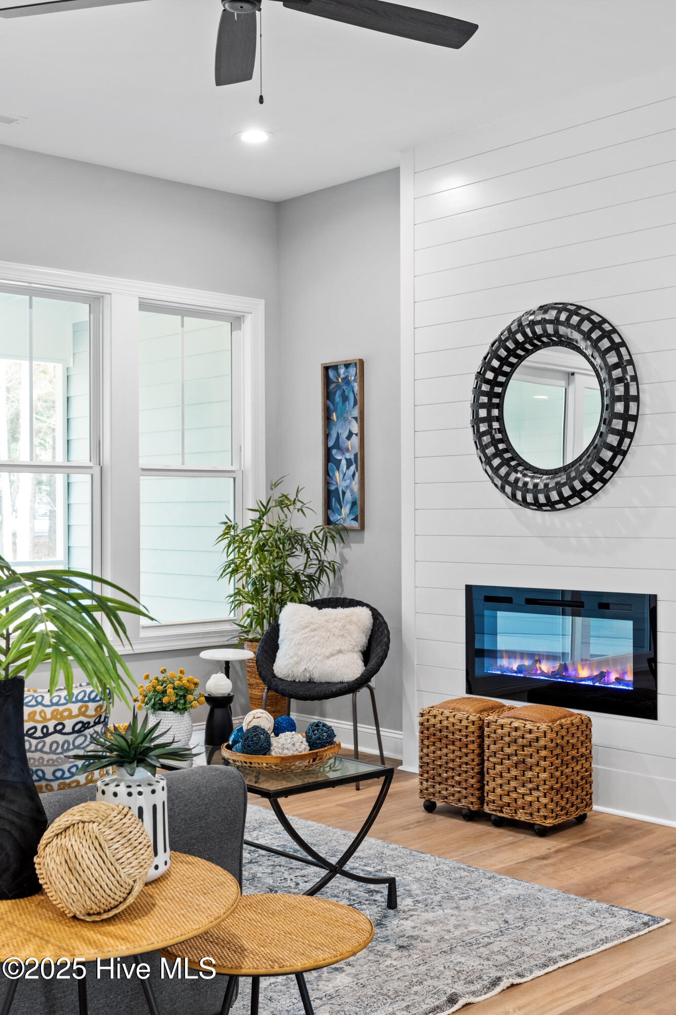 578 Lockwood Court SE