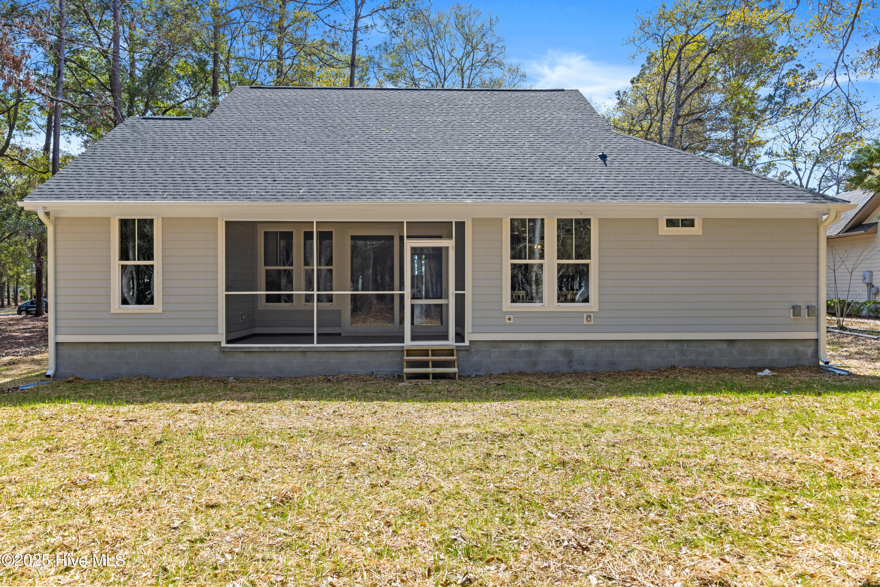 578 Lockwood Court SE