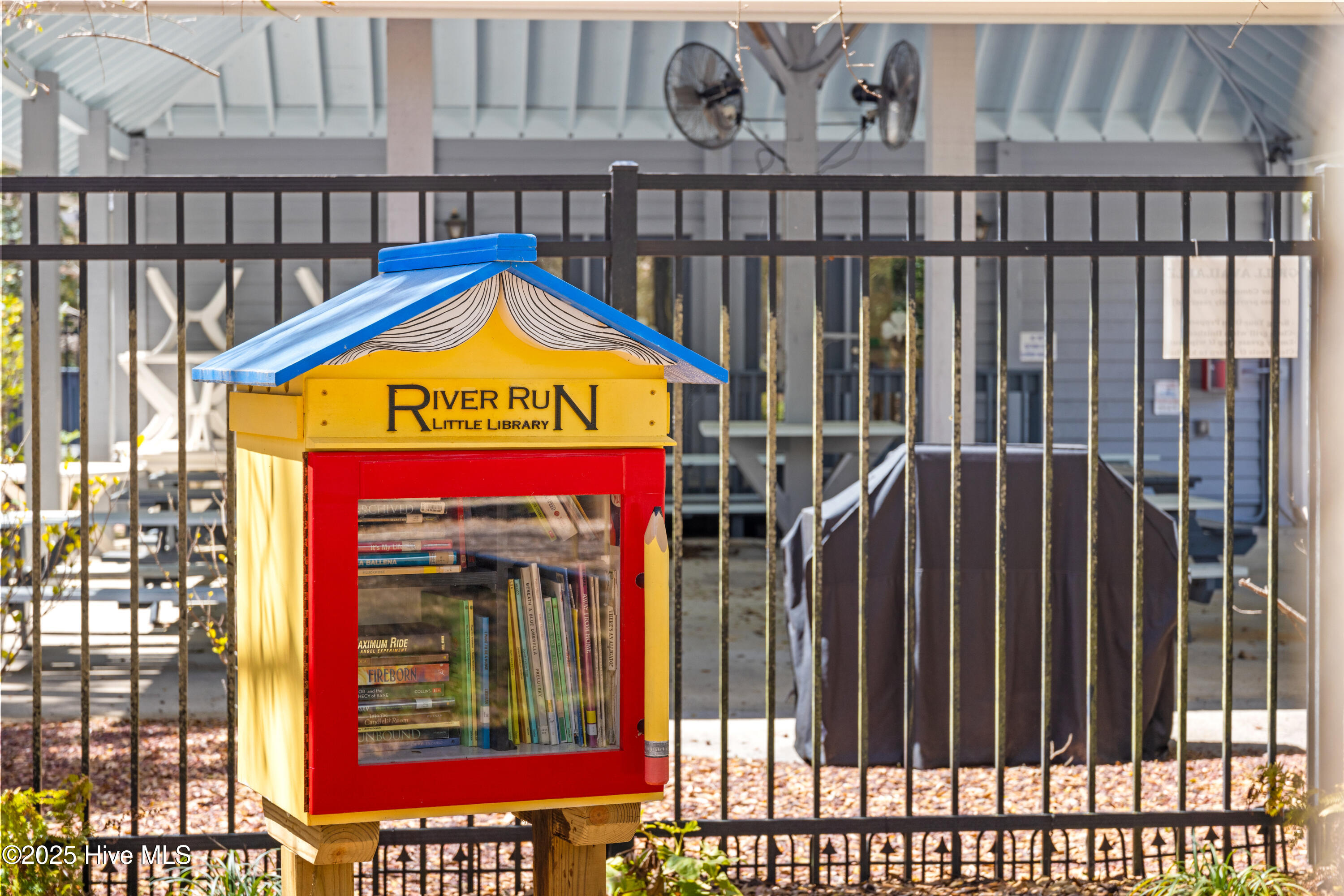 578 Lockwood Court SE