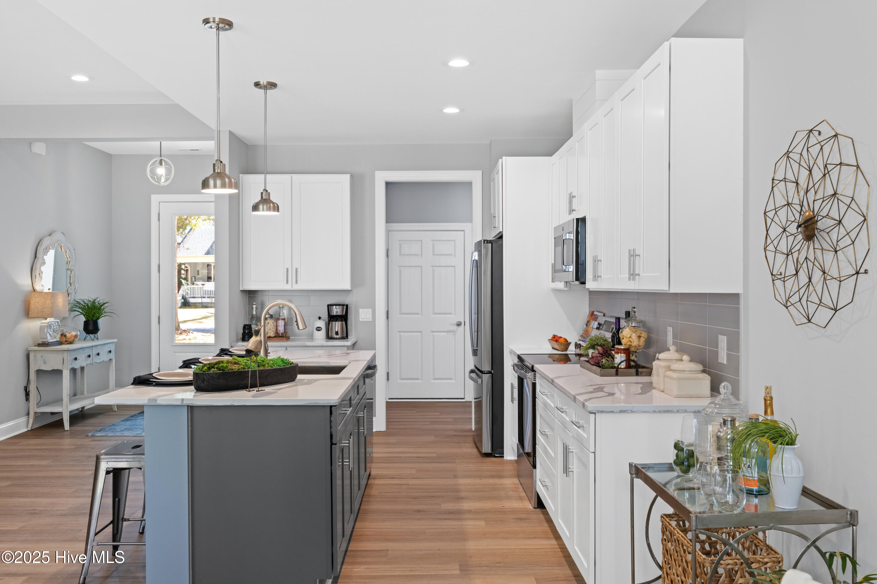 578 Lockwood Court SE