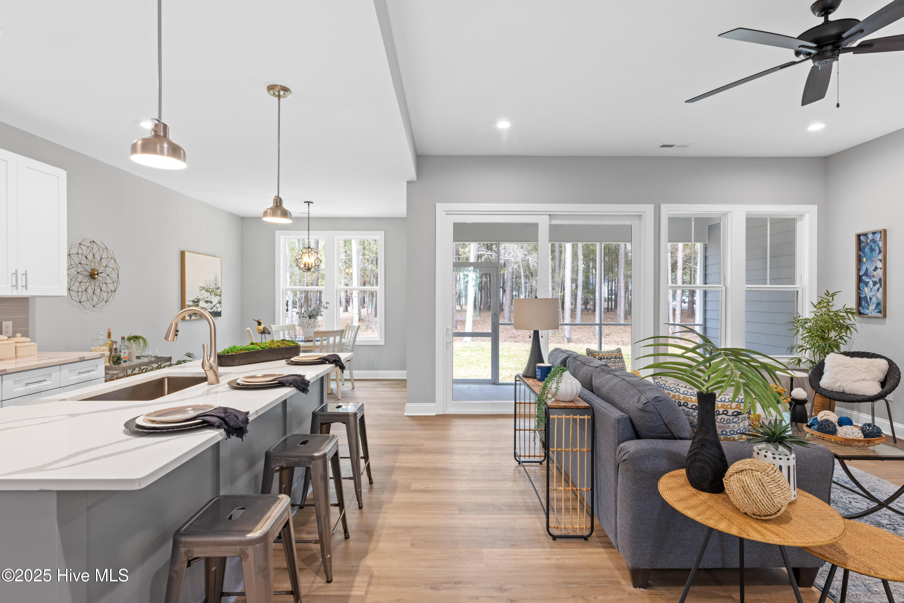 578 Lockwood Court SE