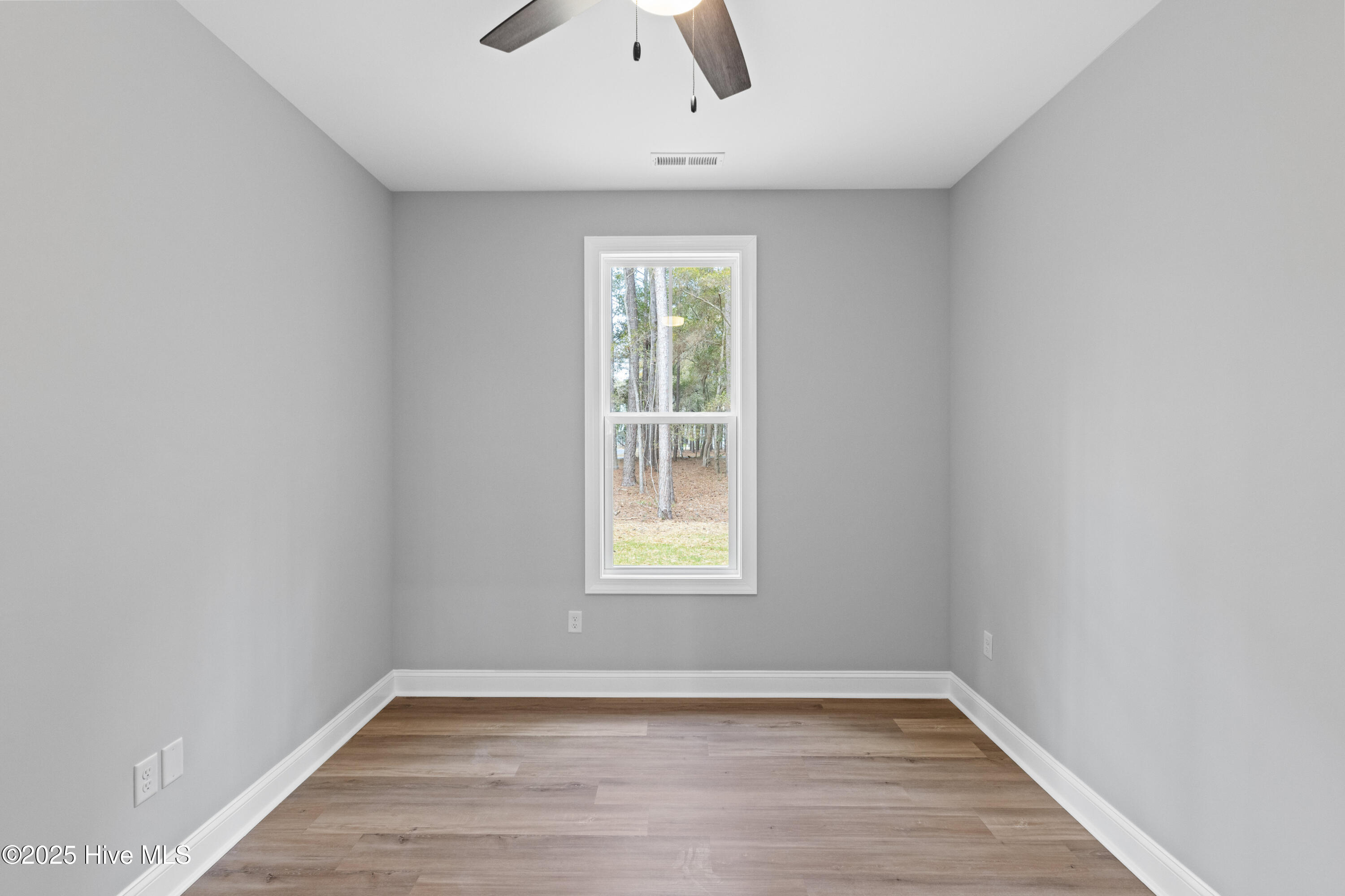 578 Lockwood Court SE