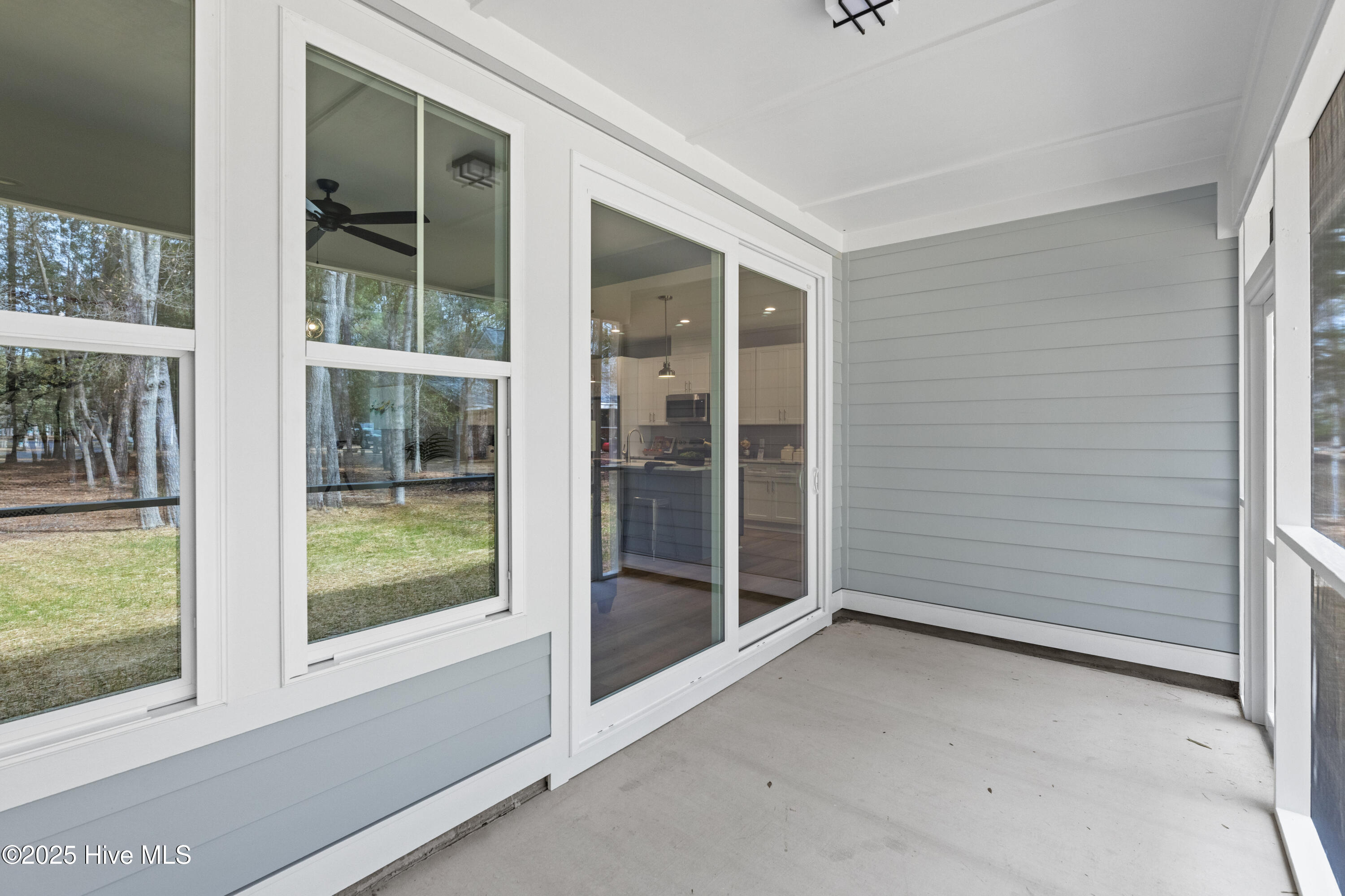 578 Lockwood Court SE