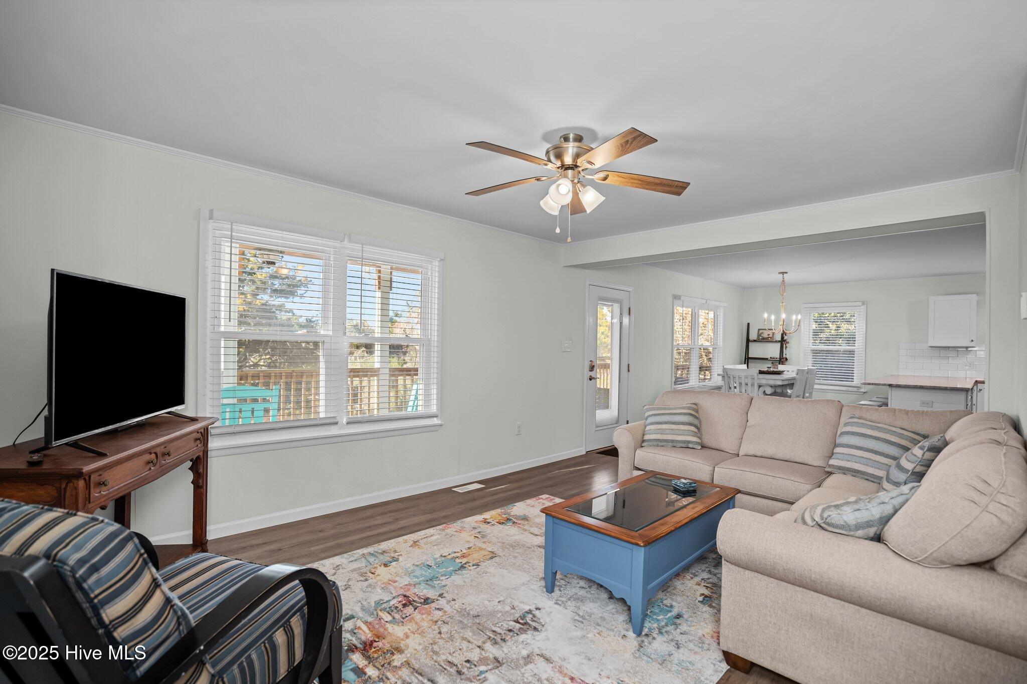 1923 E Pelican Drive