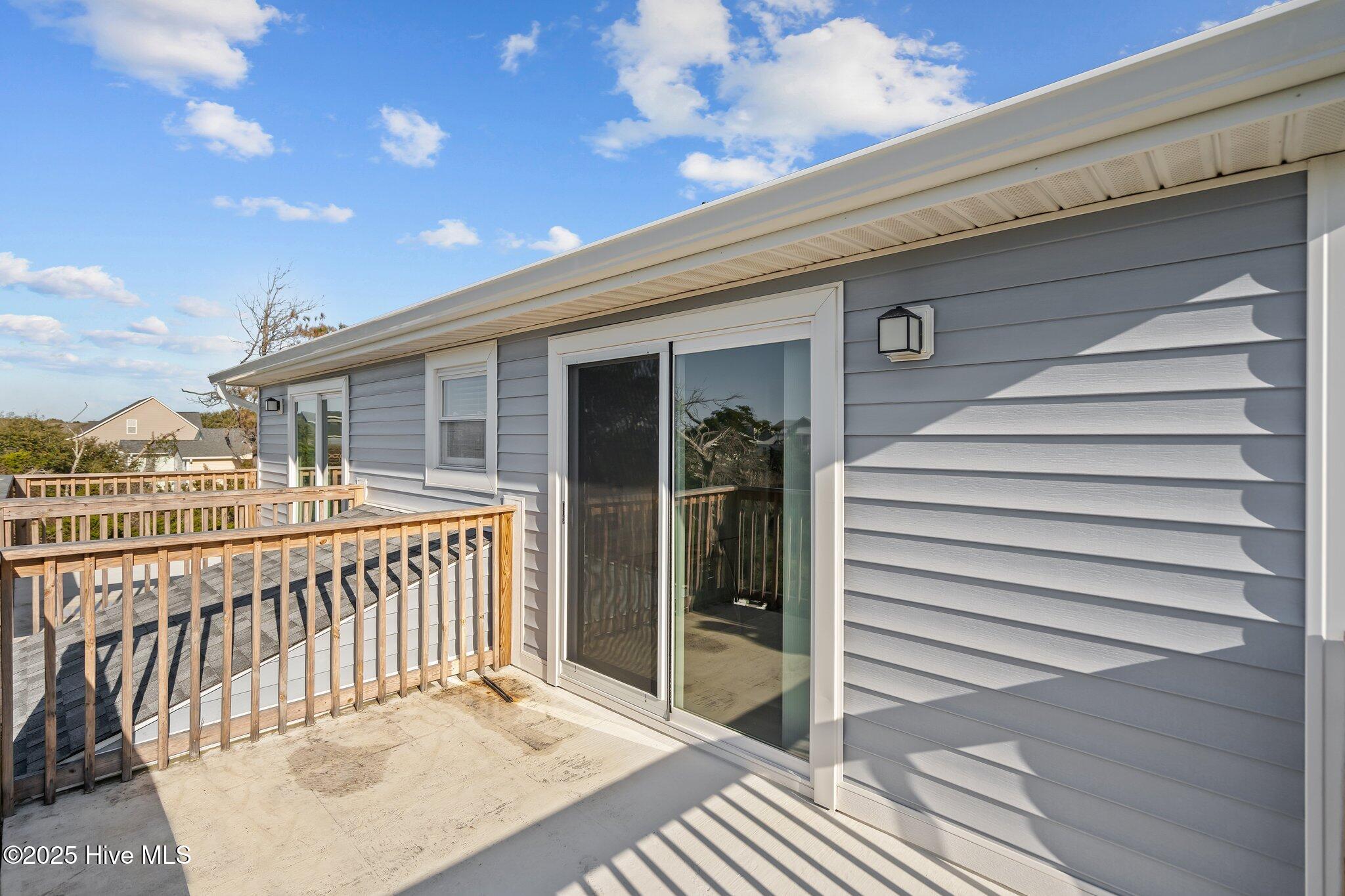 1923 E Pelican Drive