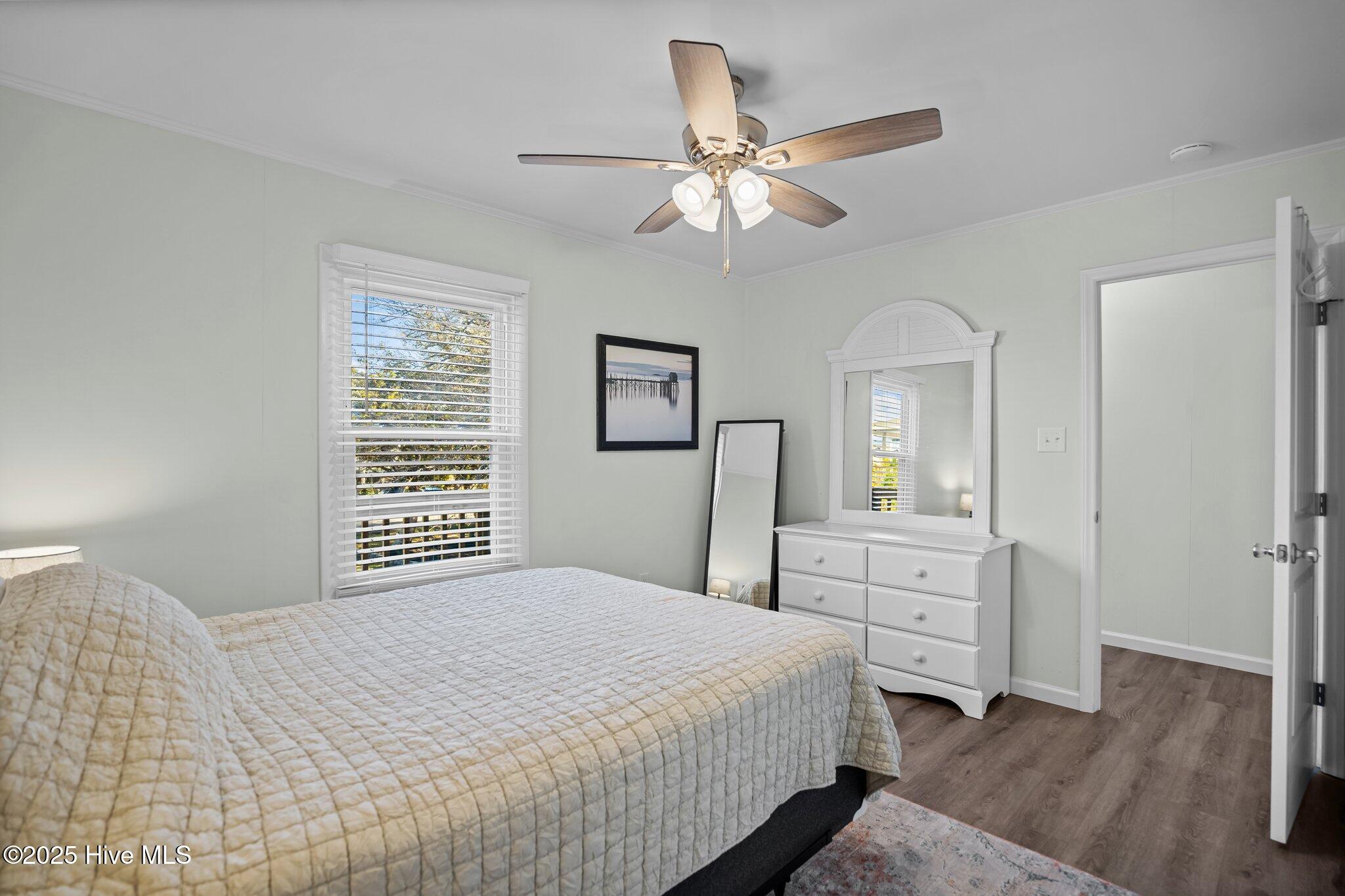 1923 E Pelican Drive