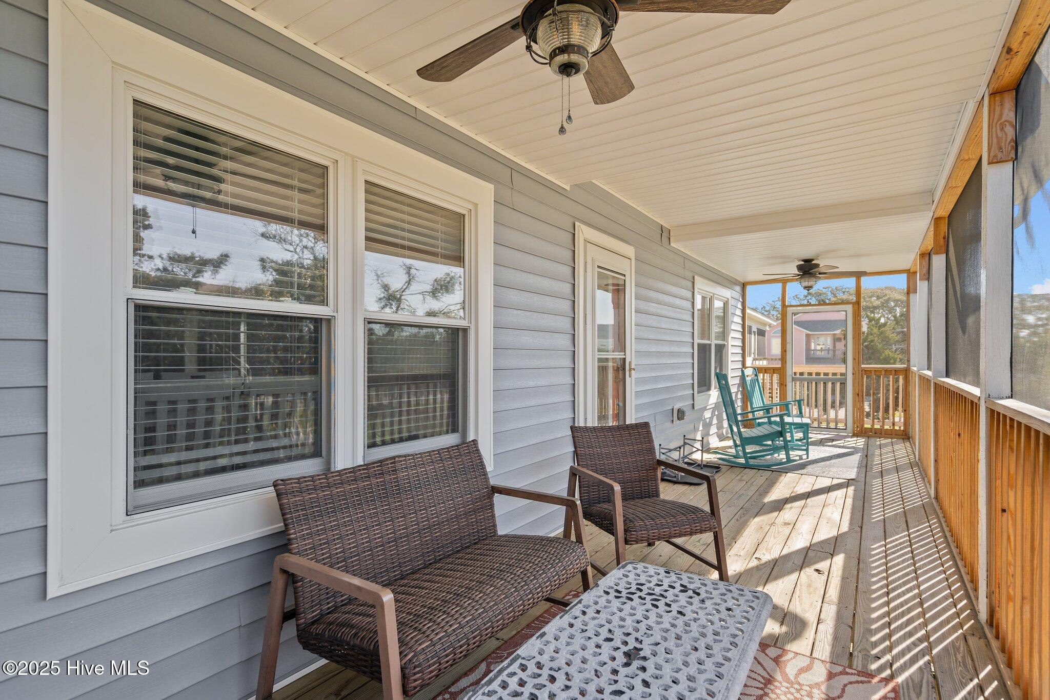 1923 E Pelican Drive