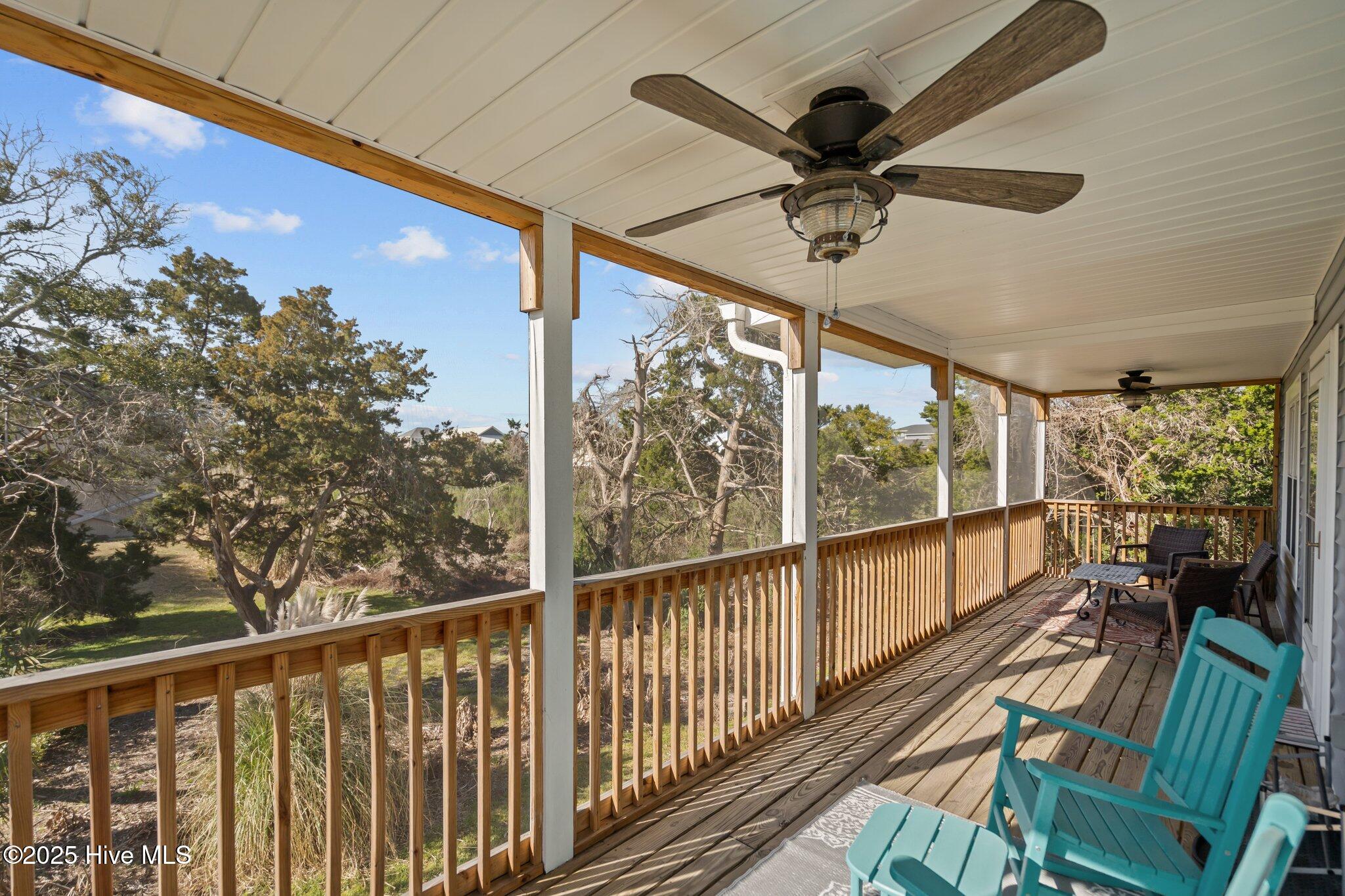 1923 E Pelican Drive