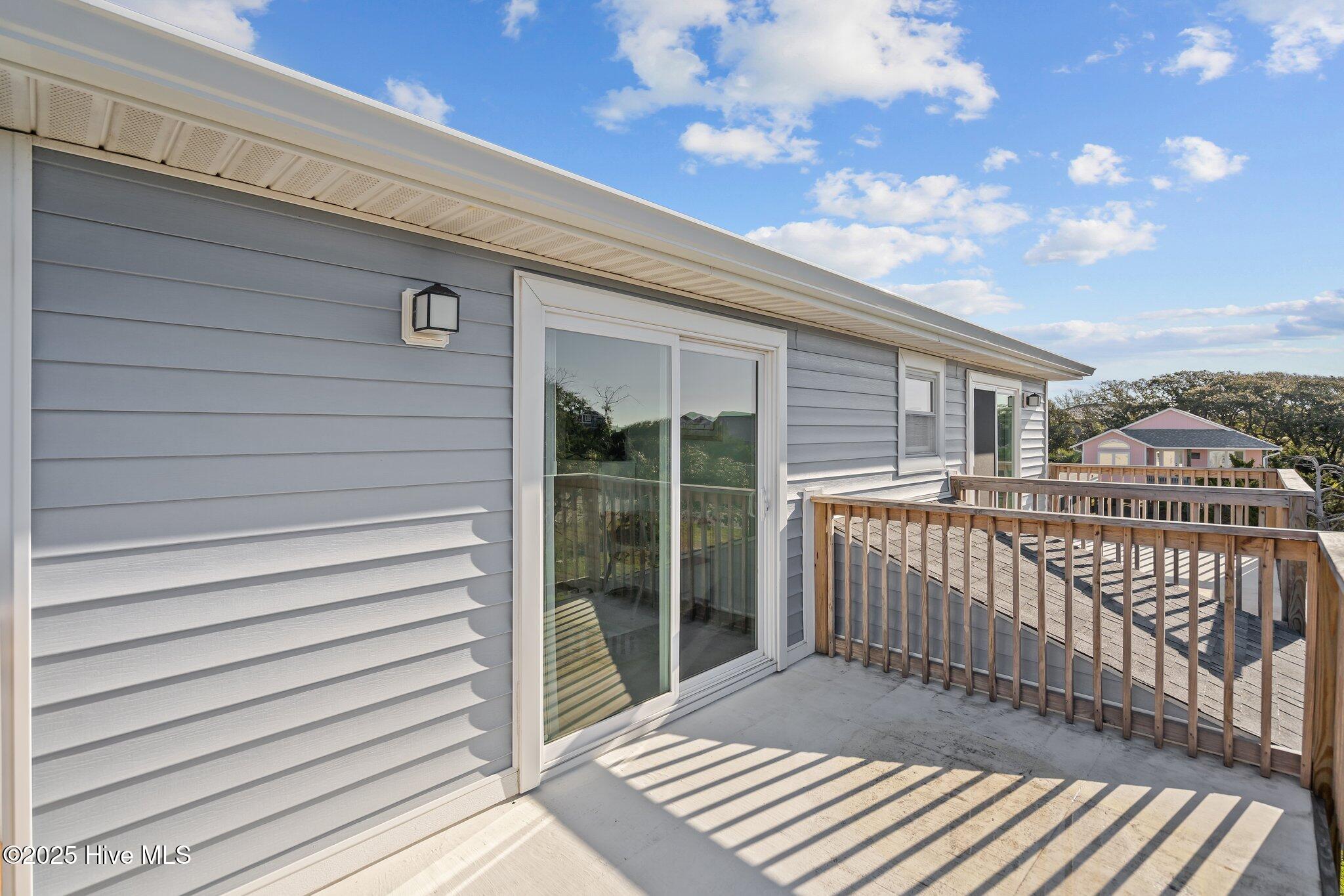 1923 E Pelican Drive