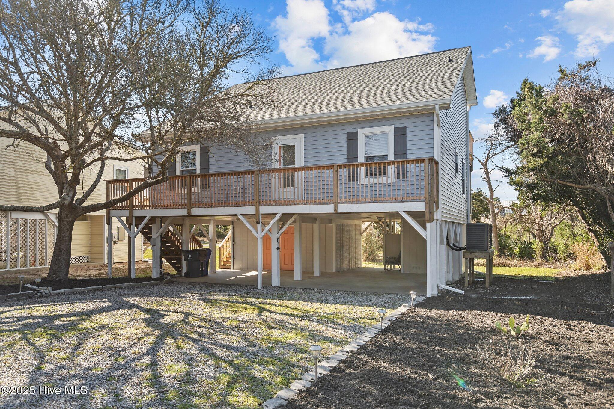 1923 E Pelican Drive