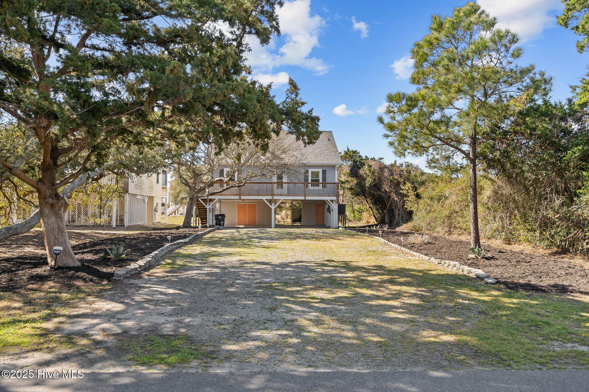 1923 E Pelican Drive