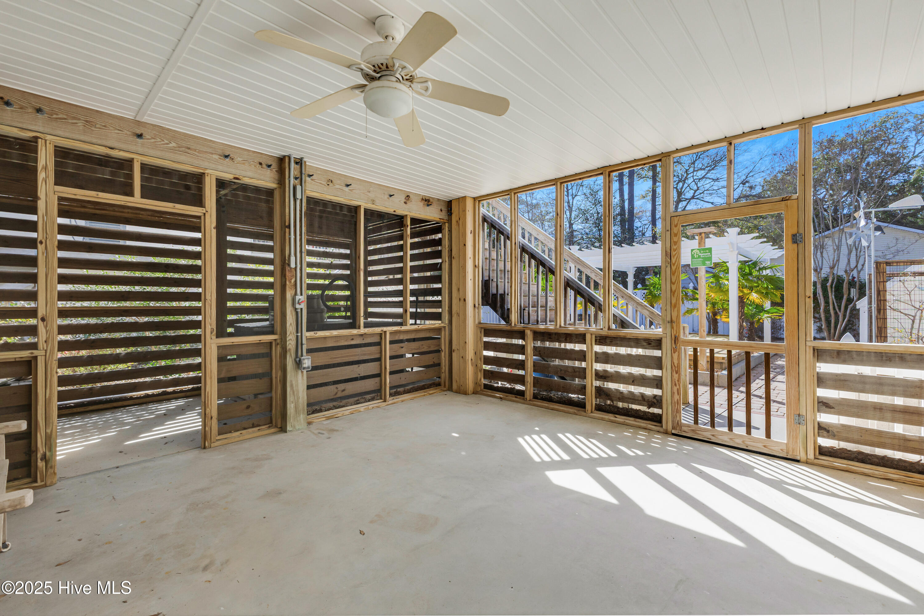 105 SW 3rd Street