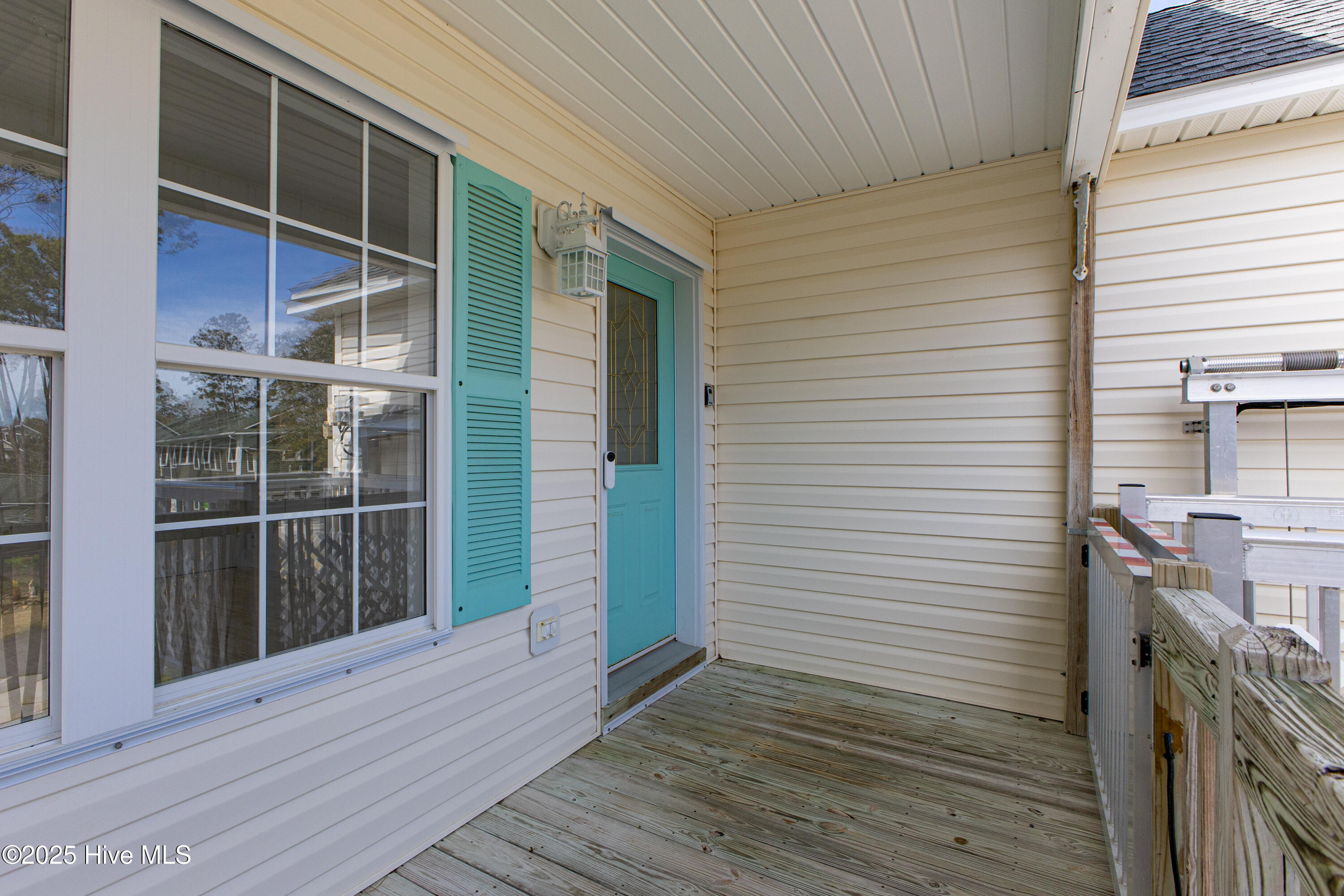 105 SW 3rd Street