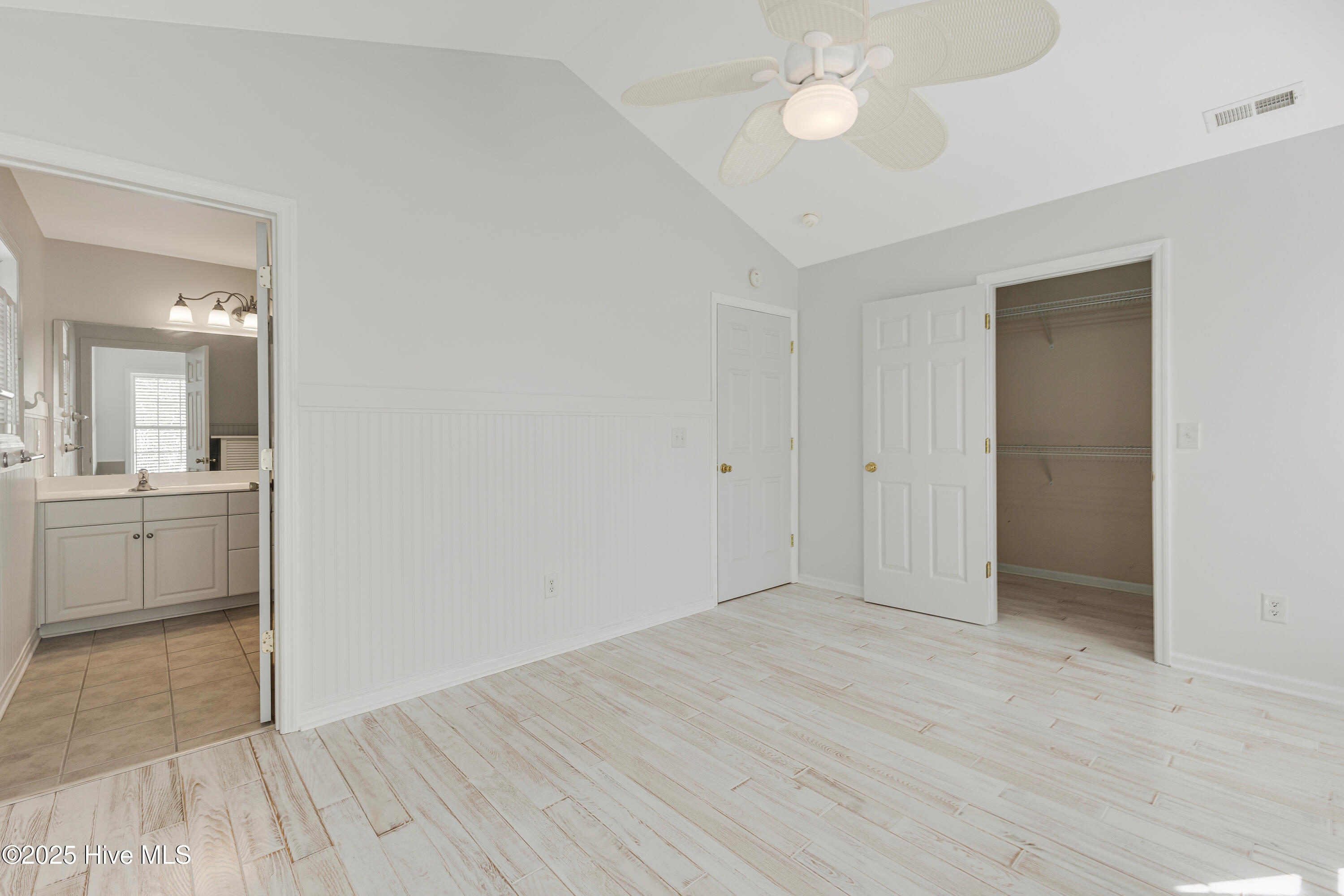 105 SW 3rd Street