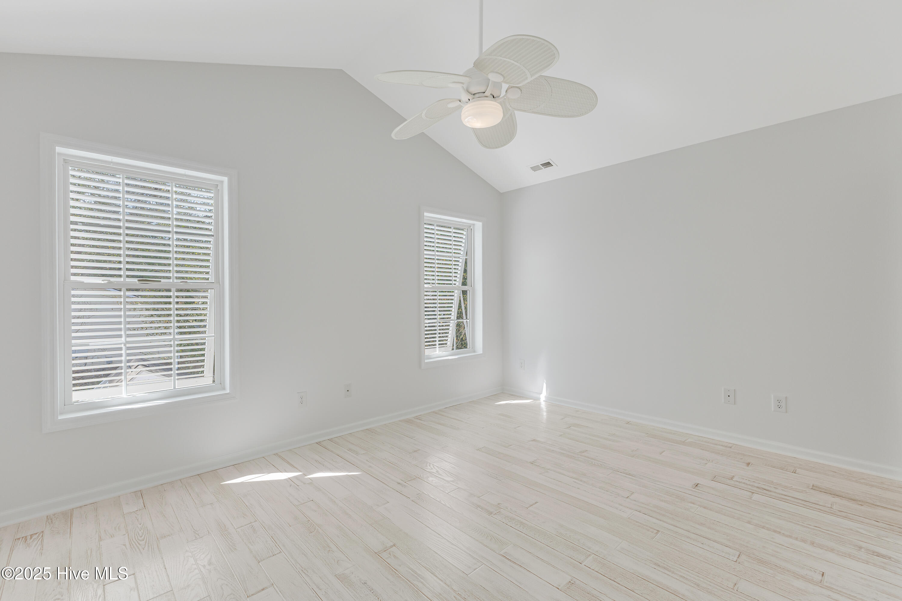 105 SW 3rd Street