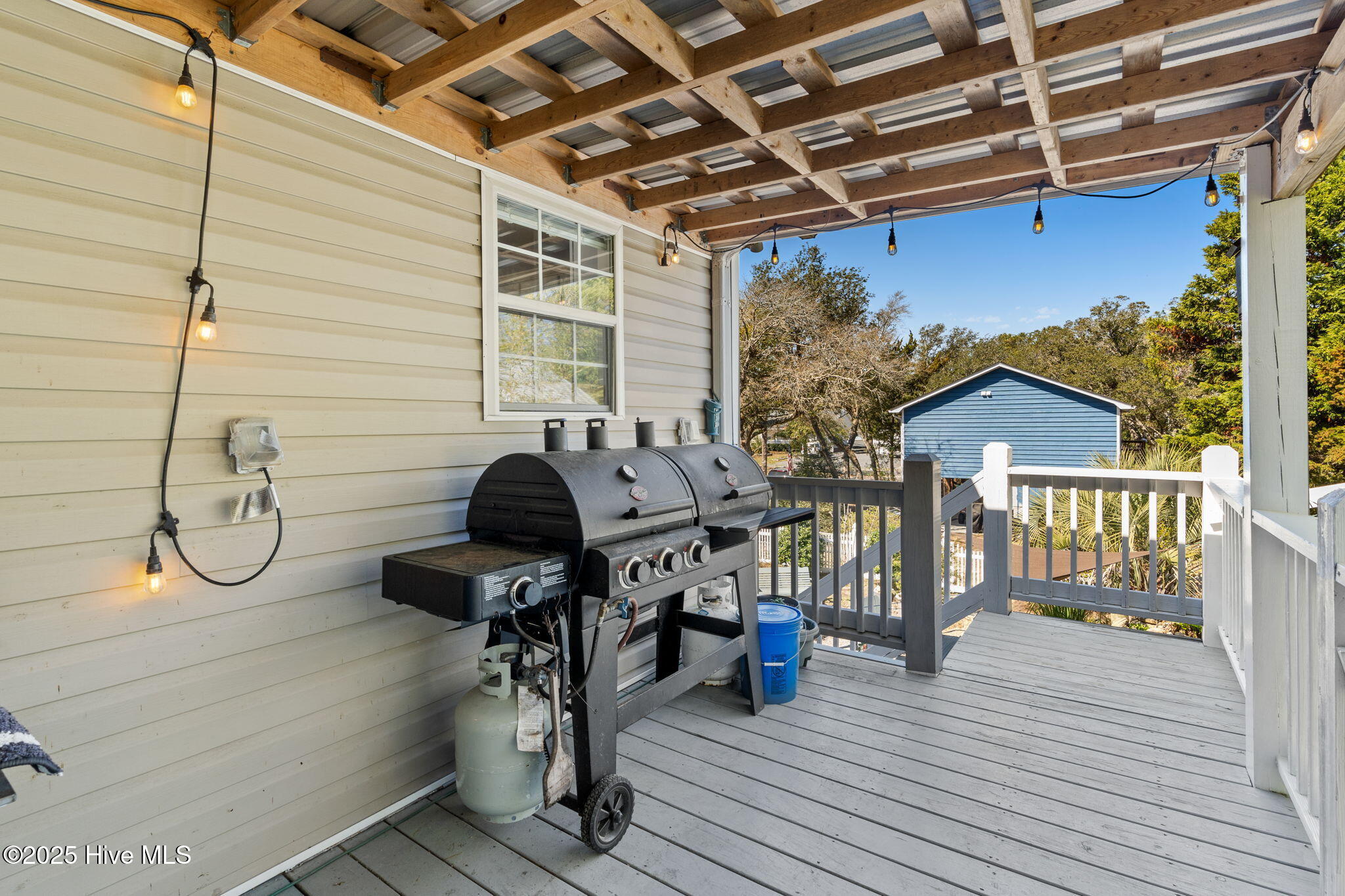 115 NE 38th Street