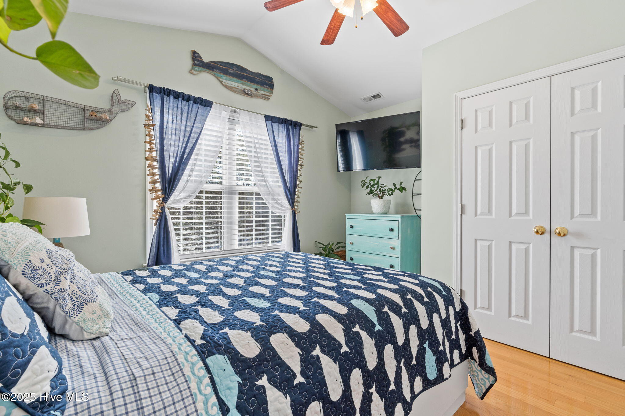 115 NE 38th Street