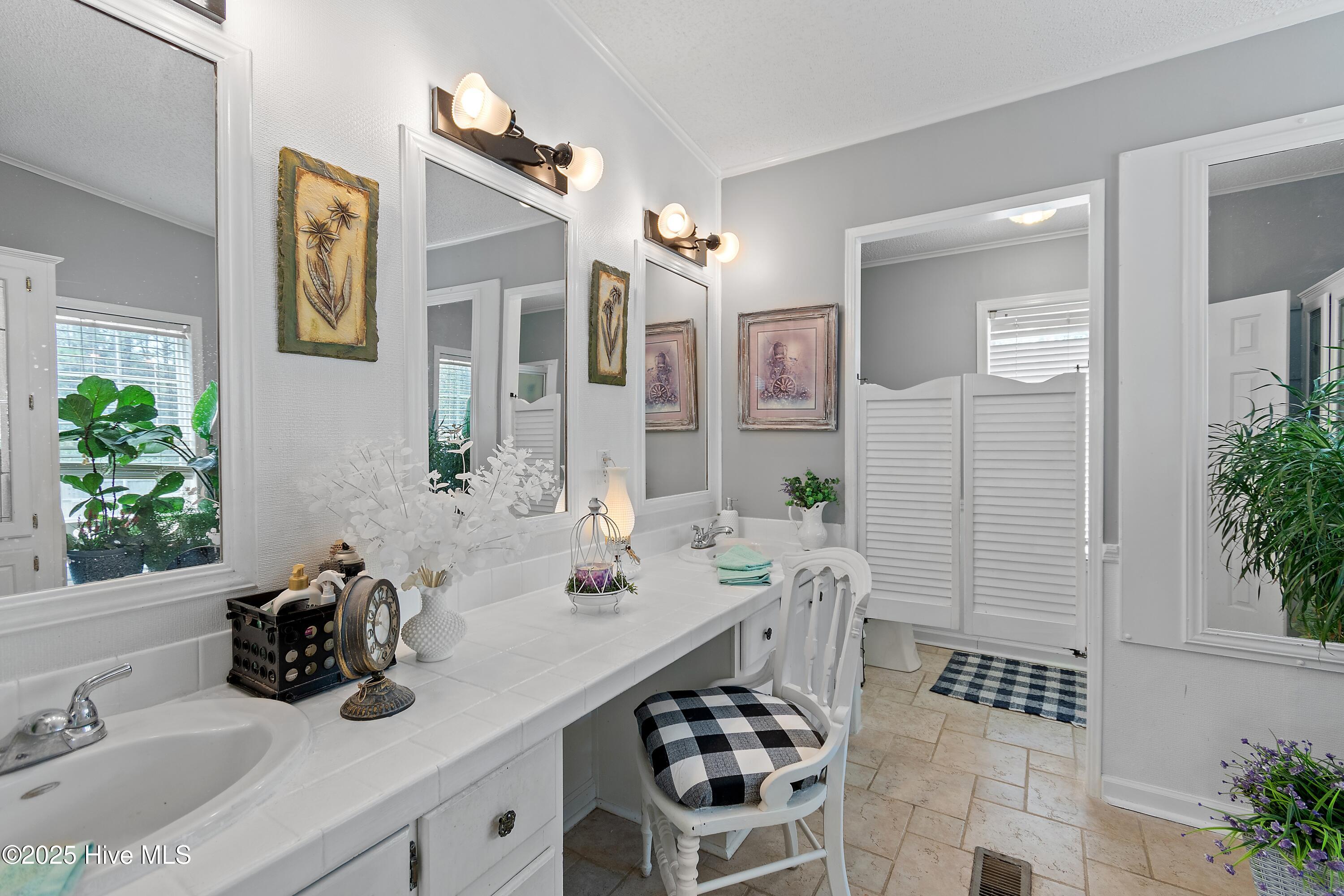 1171 Asheville Lane