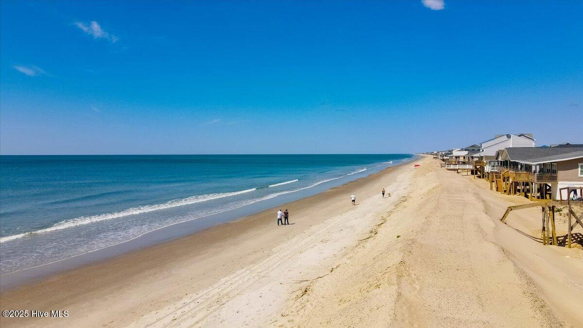 2709 W Beach Drive