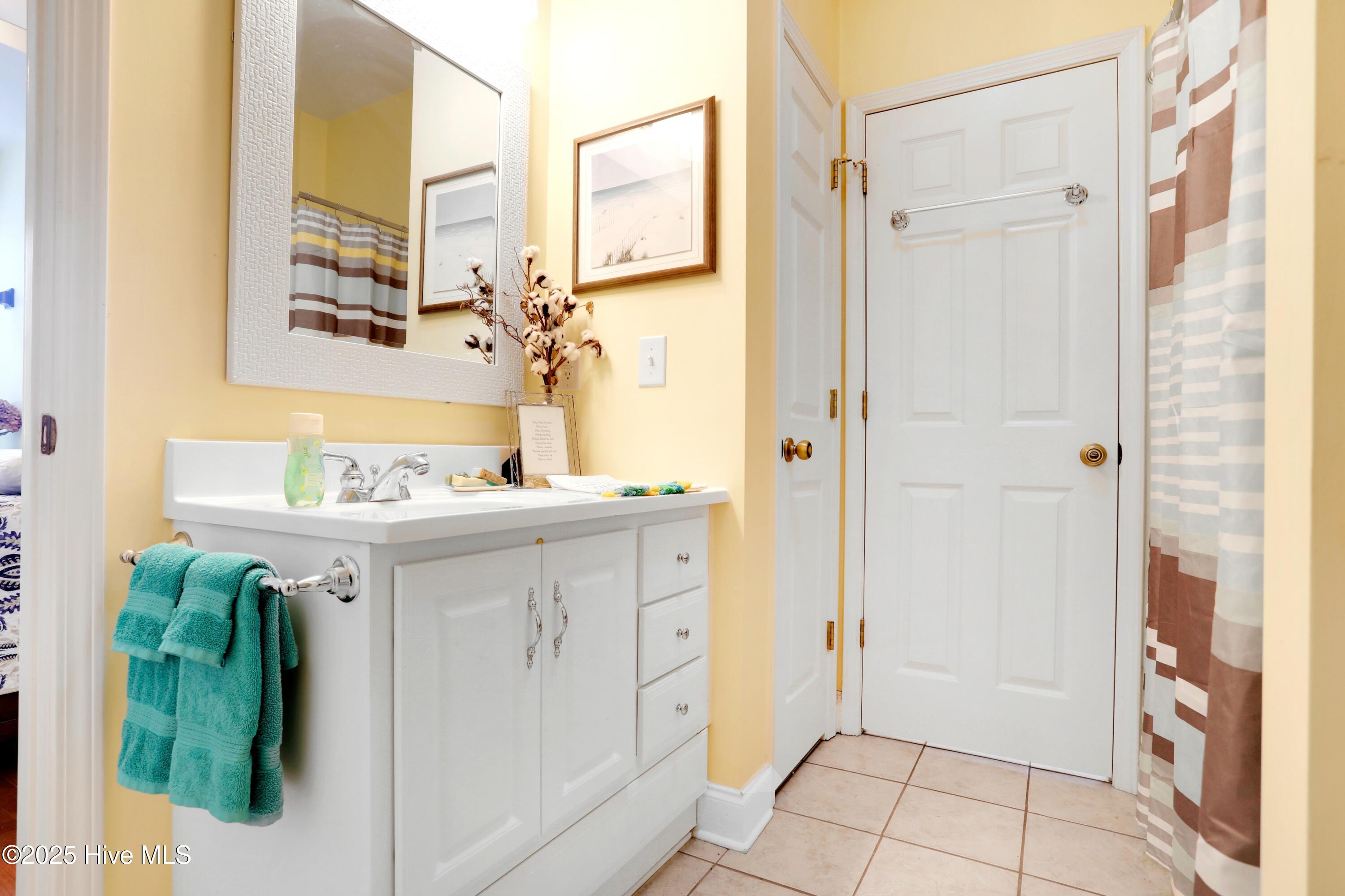 161 North Lake Drive