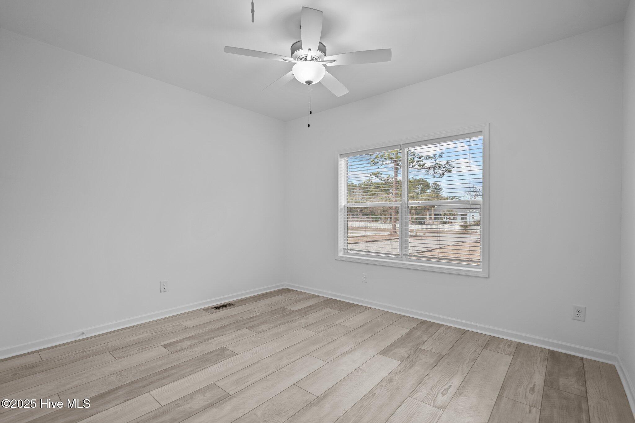 3760 Oakwood Drive SE