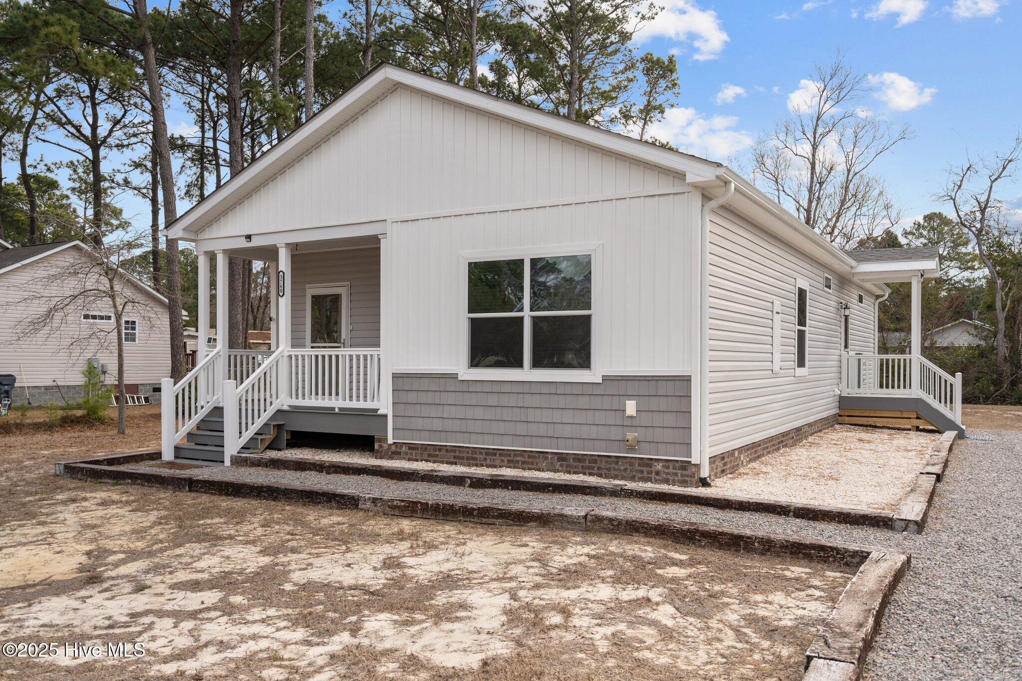 3760 Oakwood Drive SE