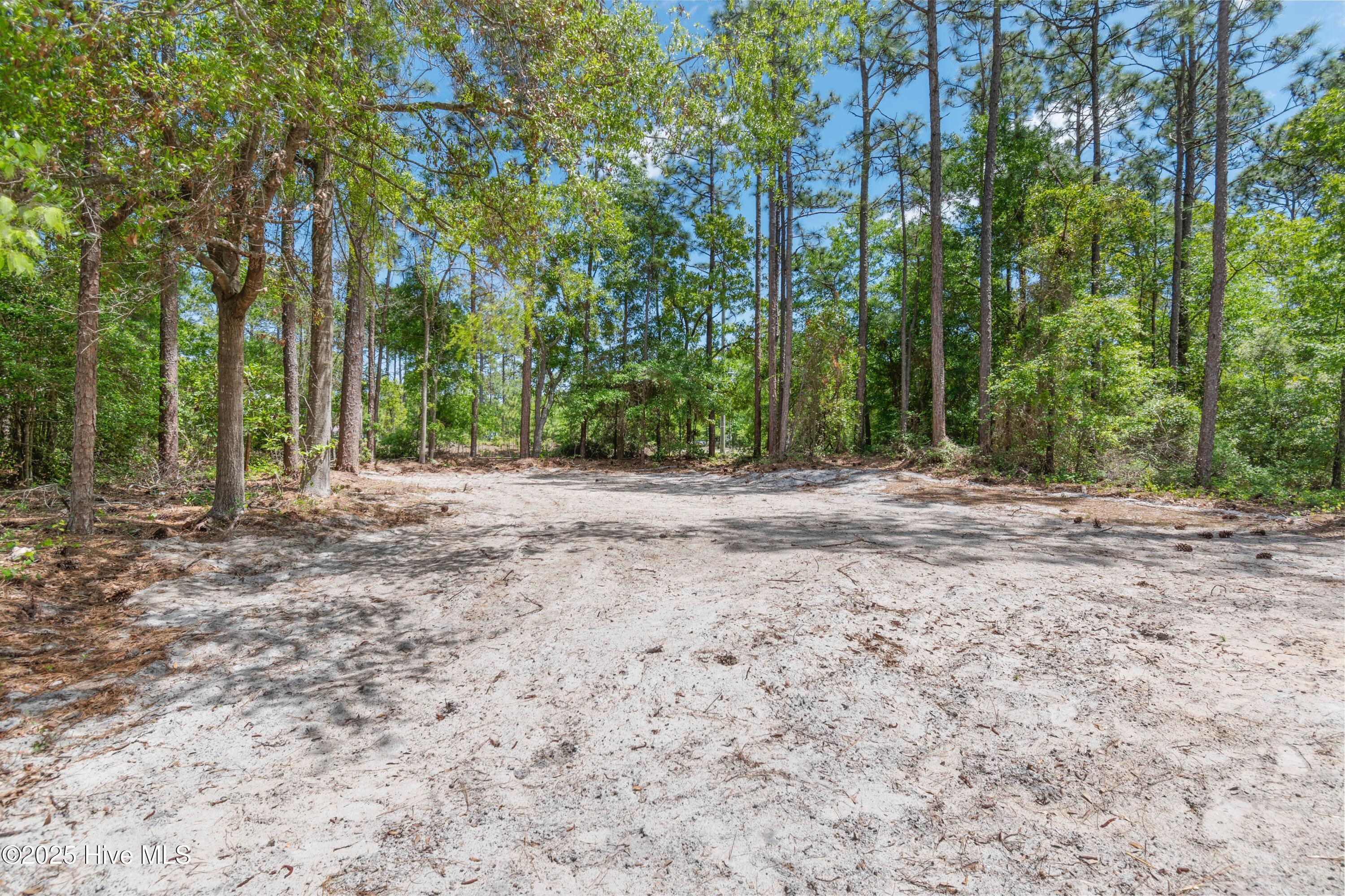 14 Redwood Road