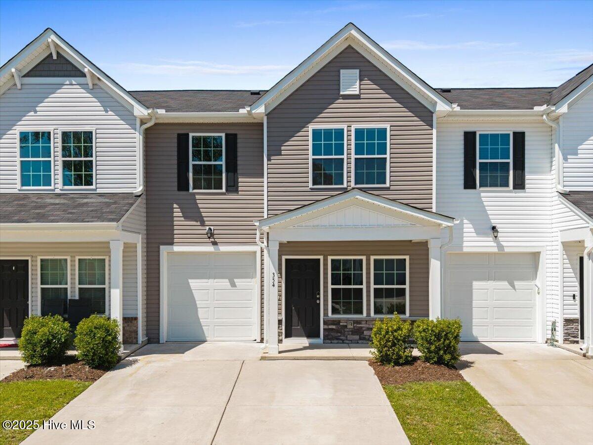 354 Trevally Court