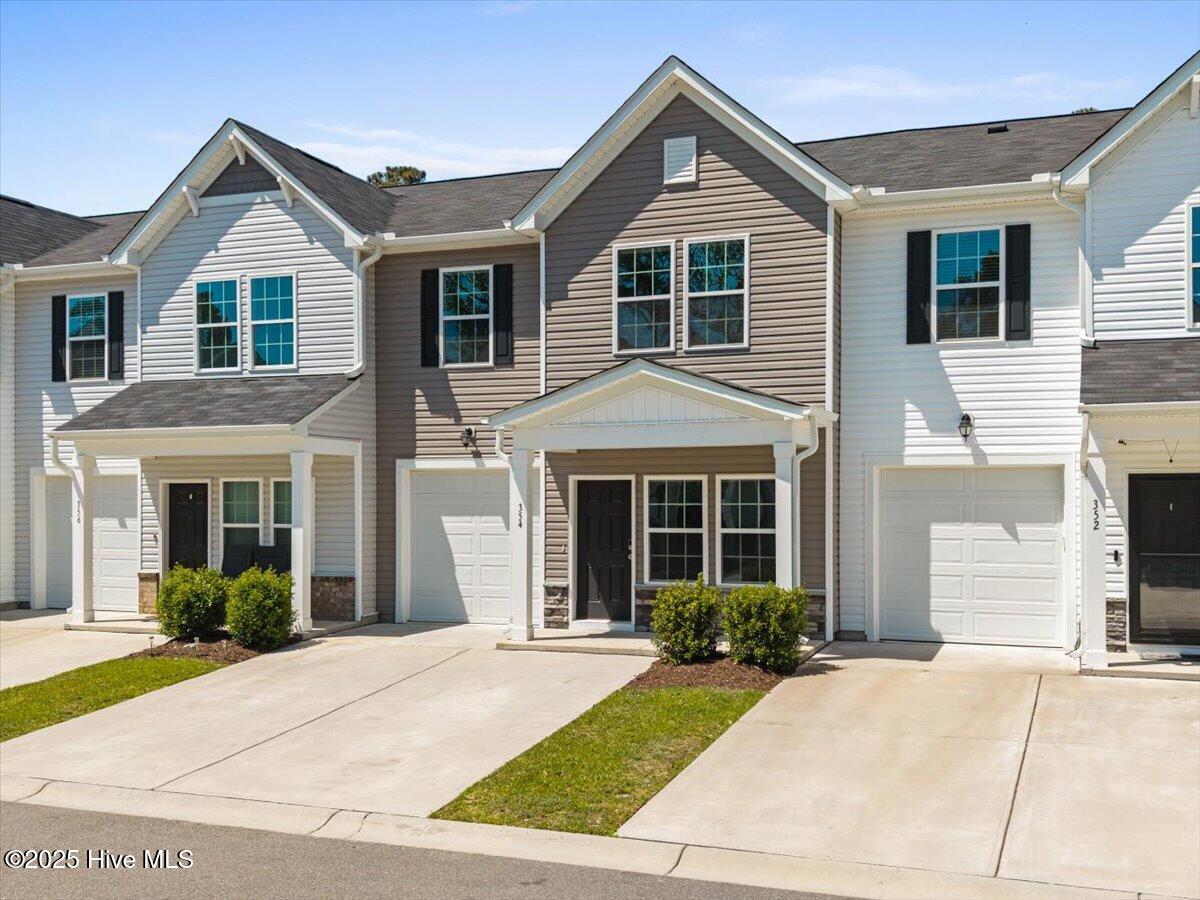 354 Trevally Court