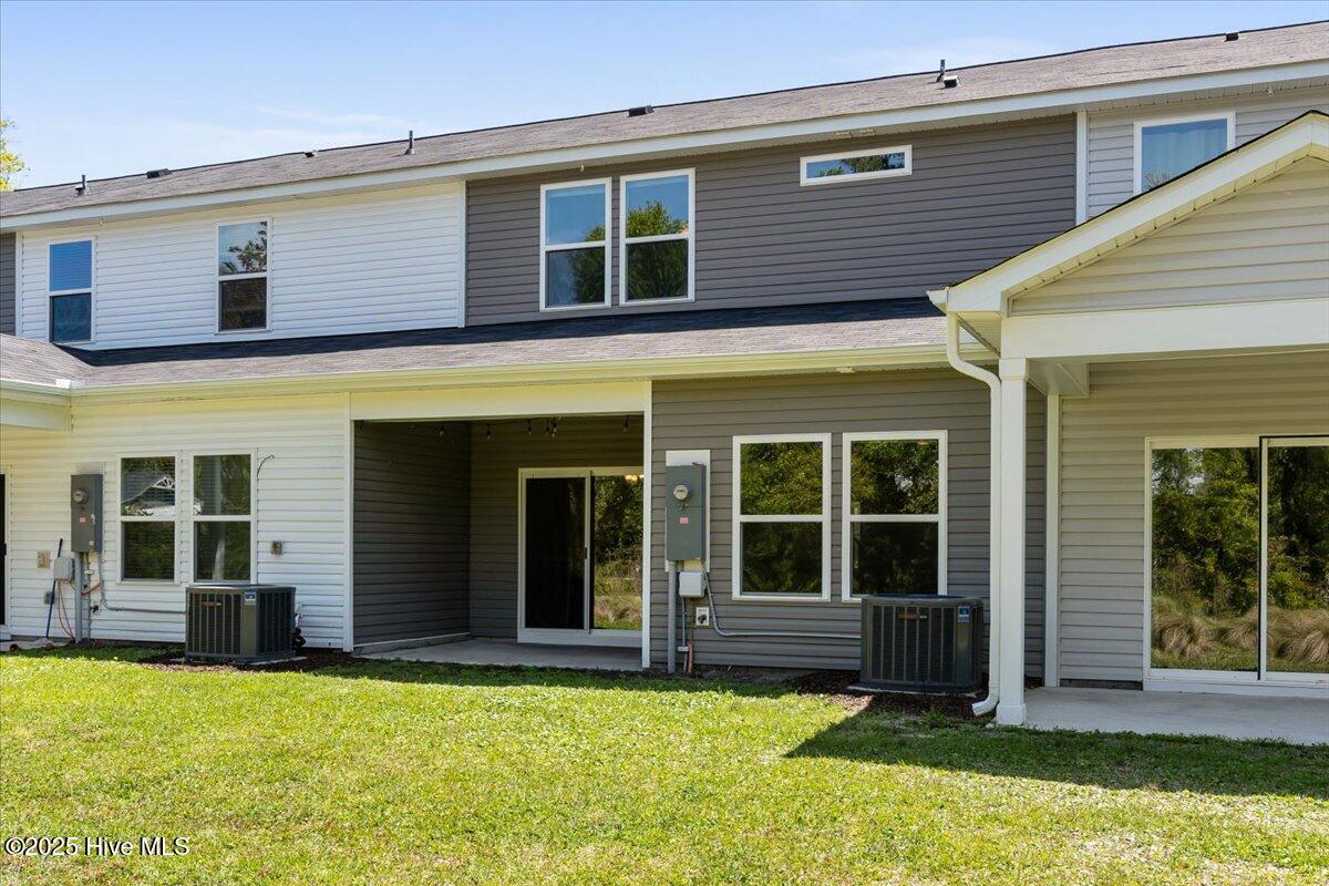 354 Trevally Court