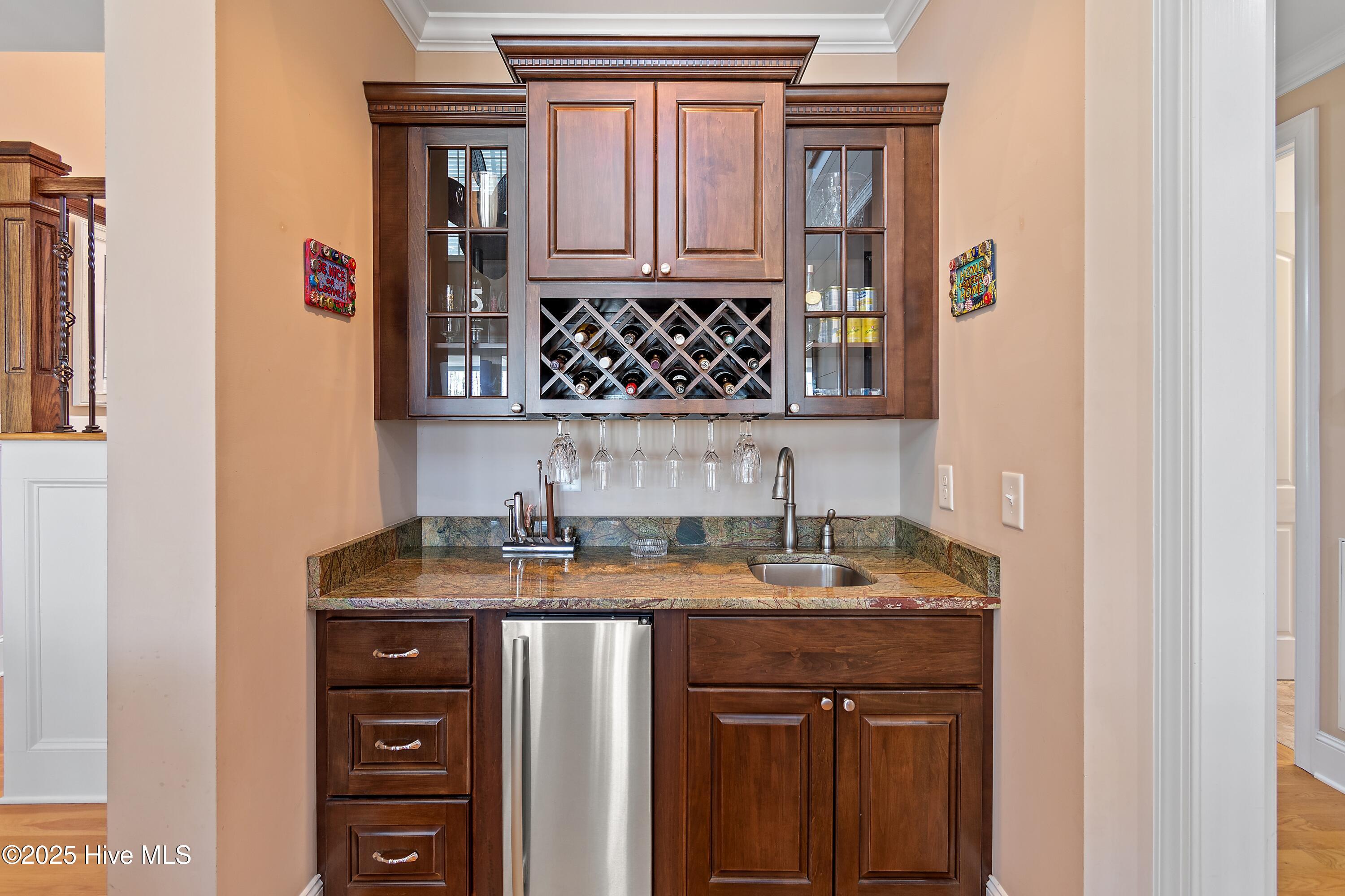 1807 Baywater Court SE