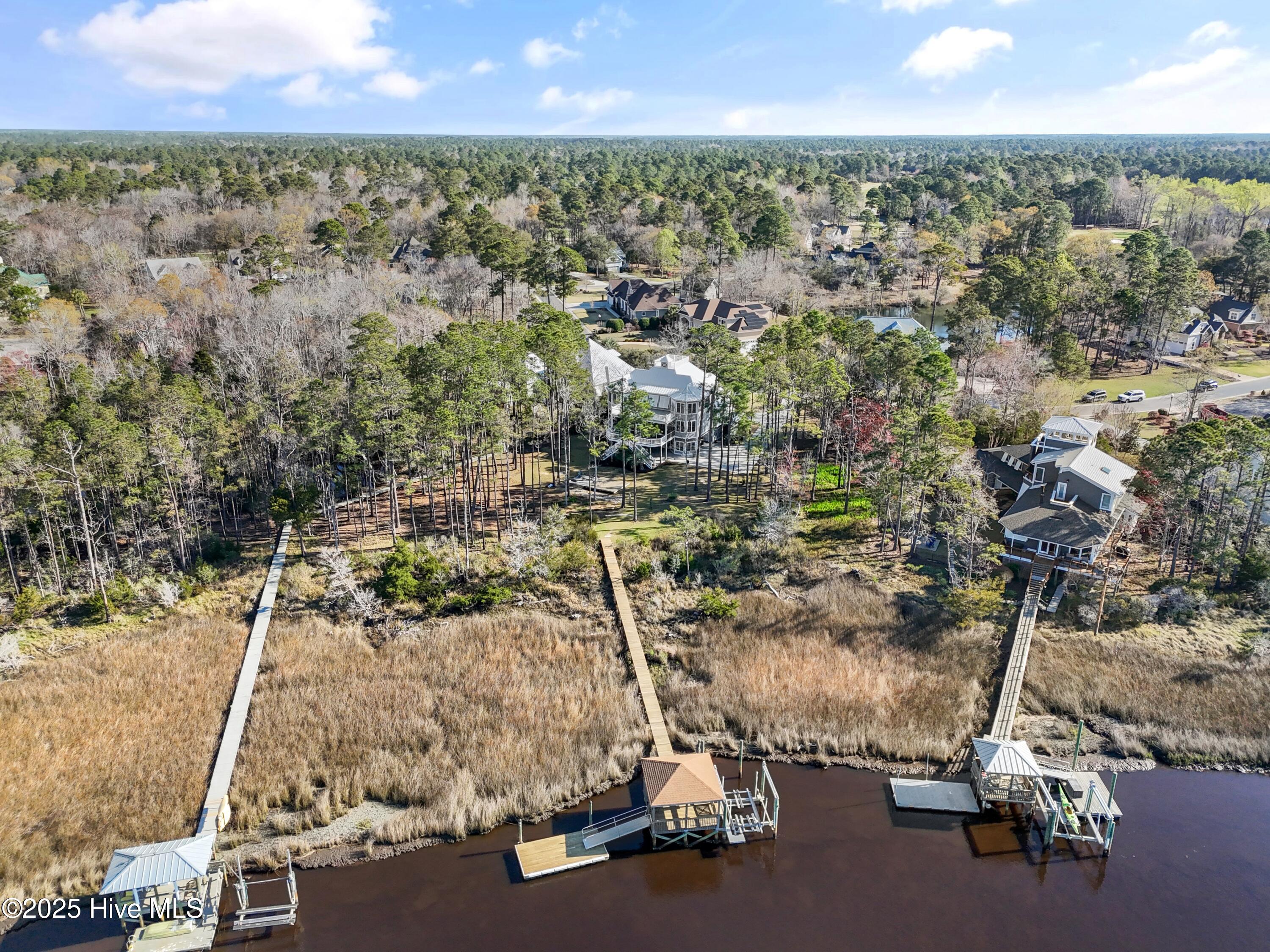 1807 Baywater Court SE