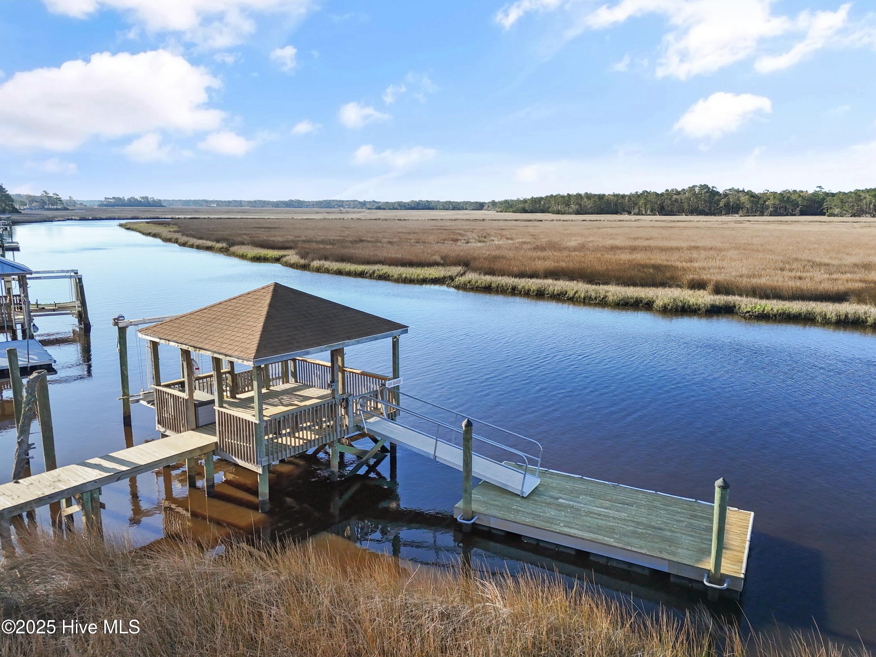 1807 Baywater Court SE