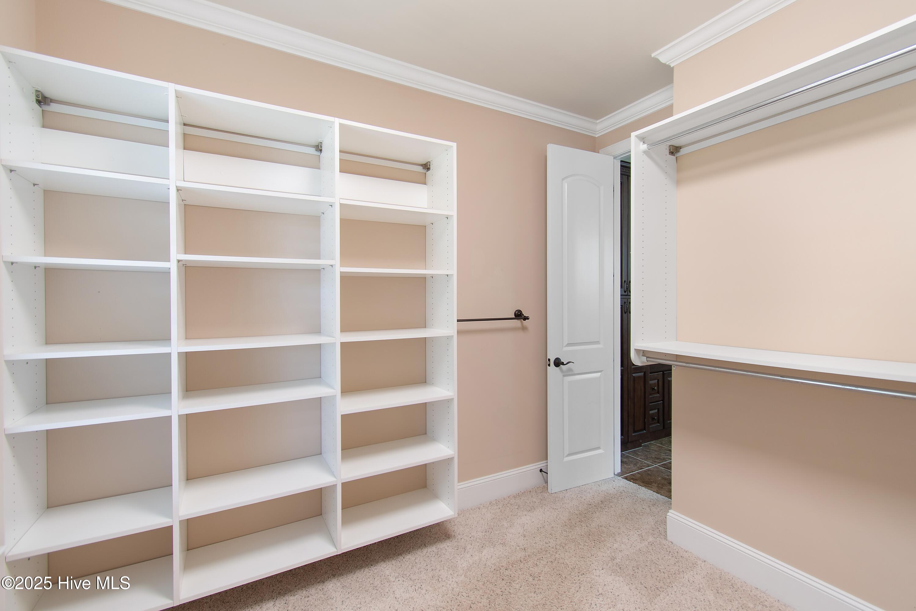 1807 Baywater Court SE