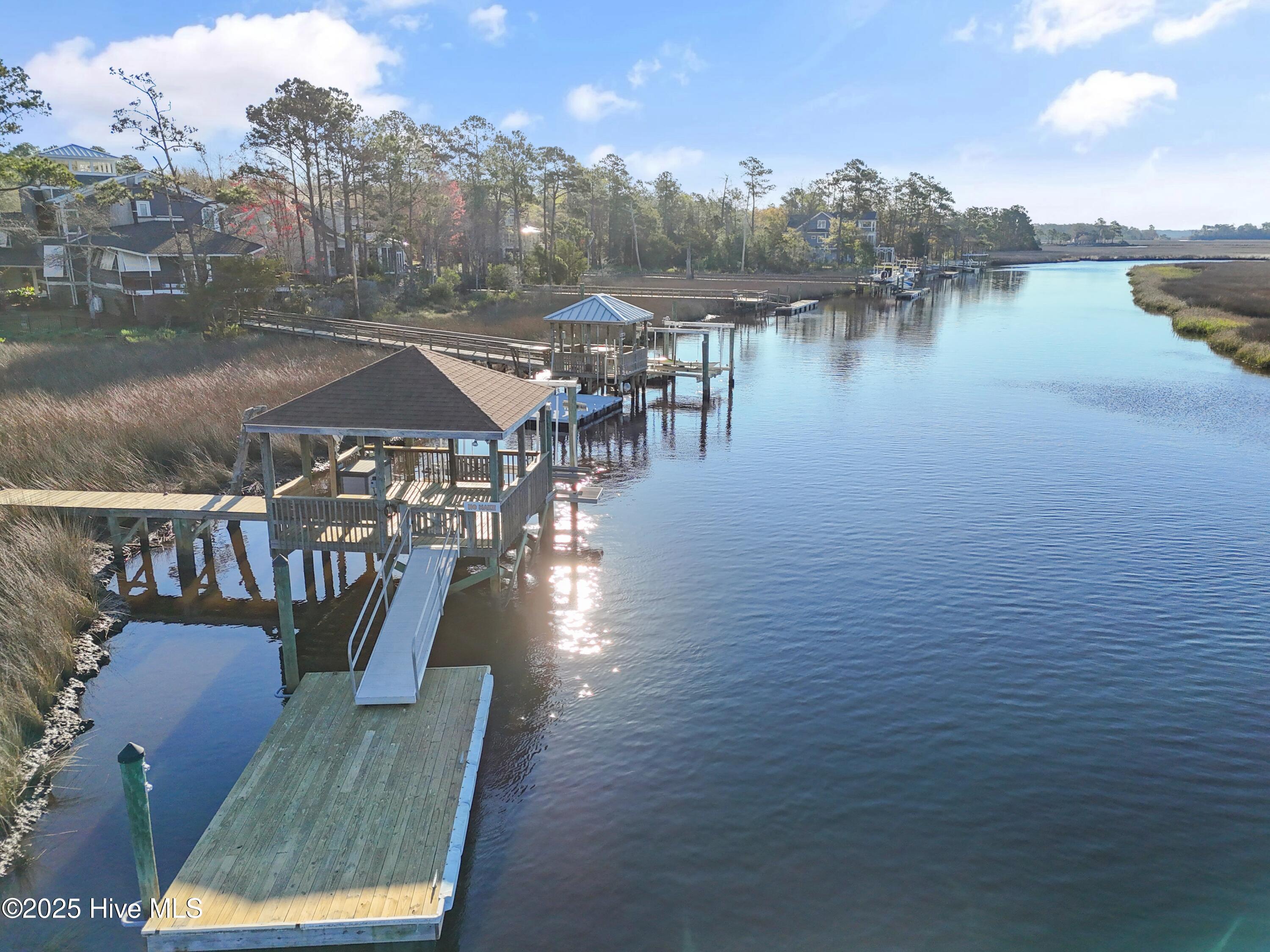 1807 Baywater Court SE