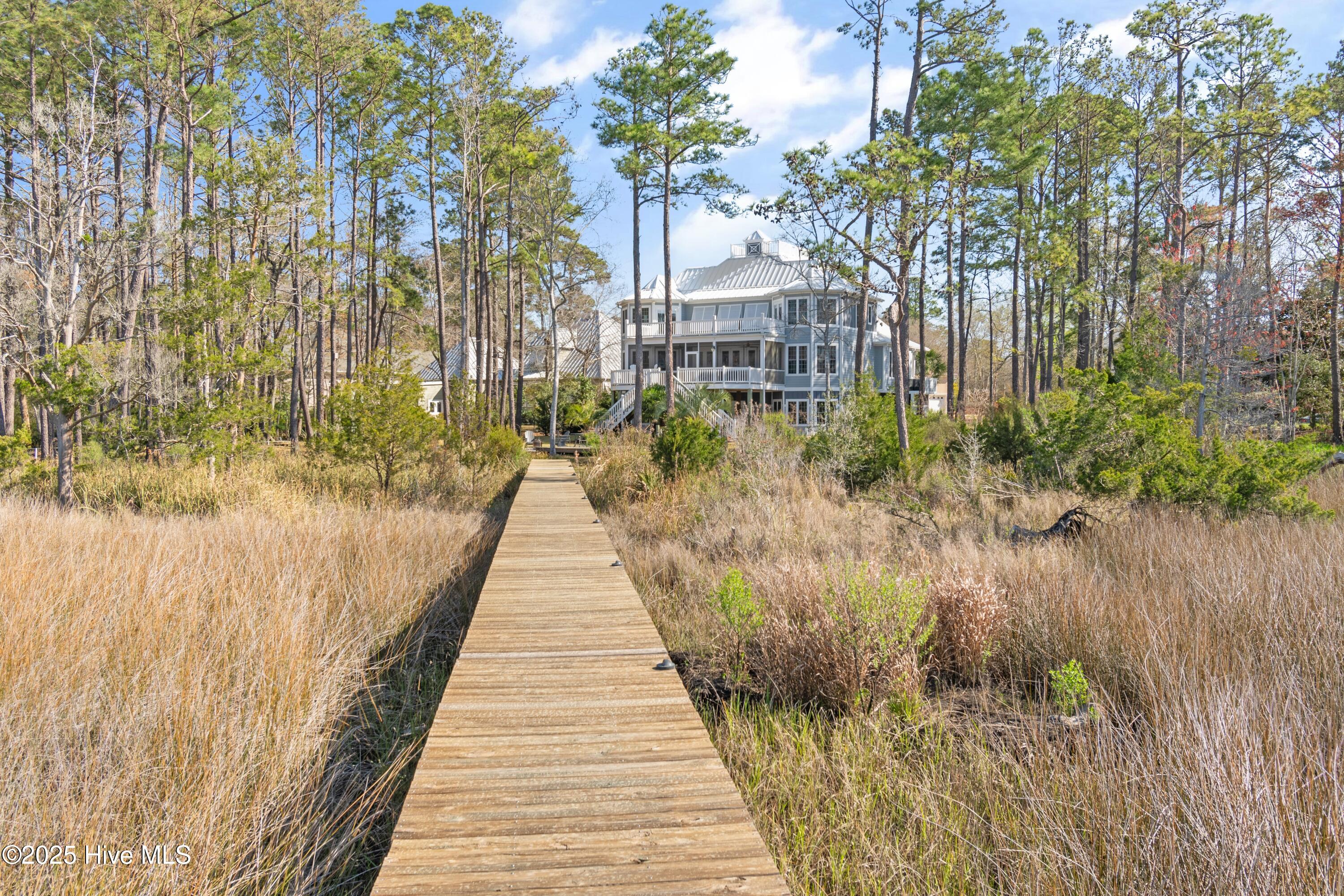 1807 Baywater Court SE