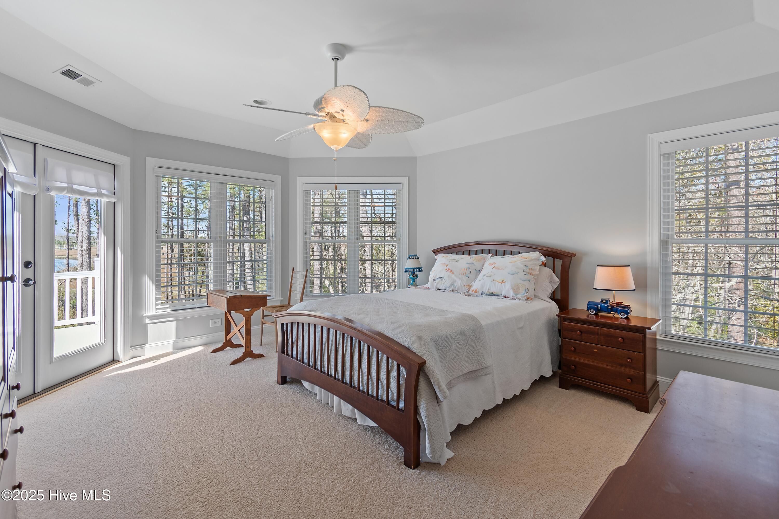 1807 Baywater Court SE