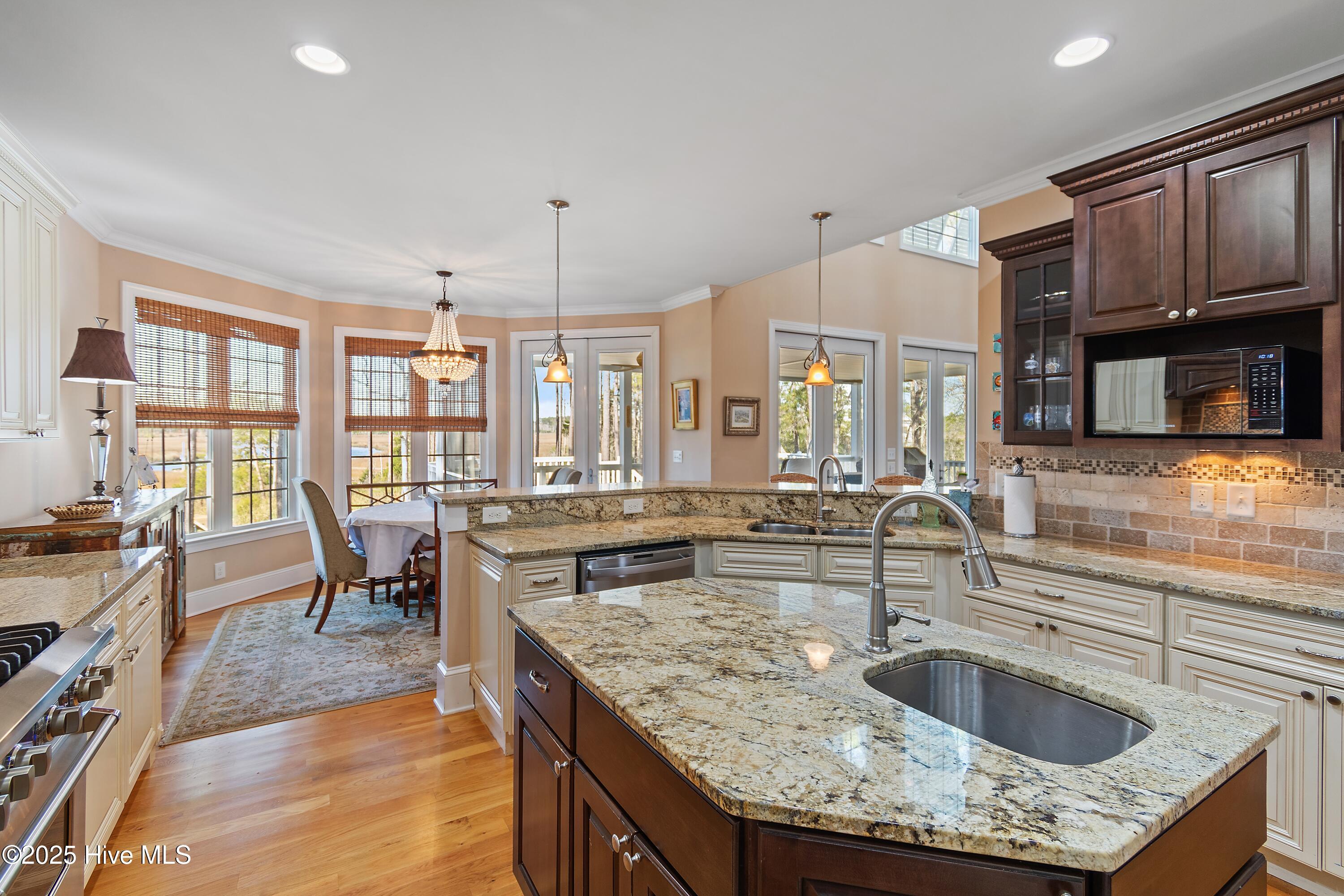 1807 Baywater Court SE