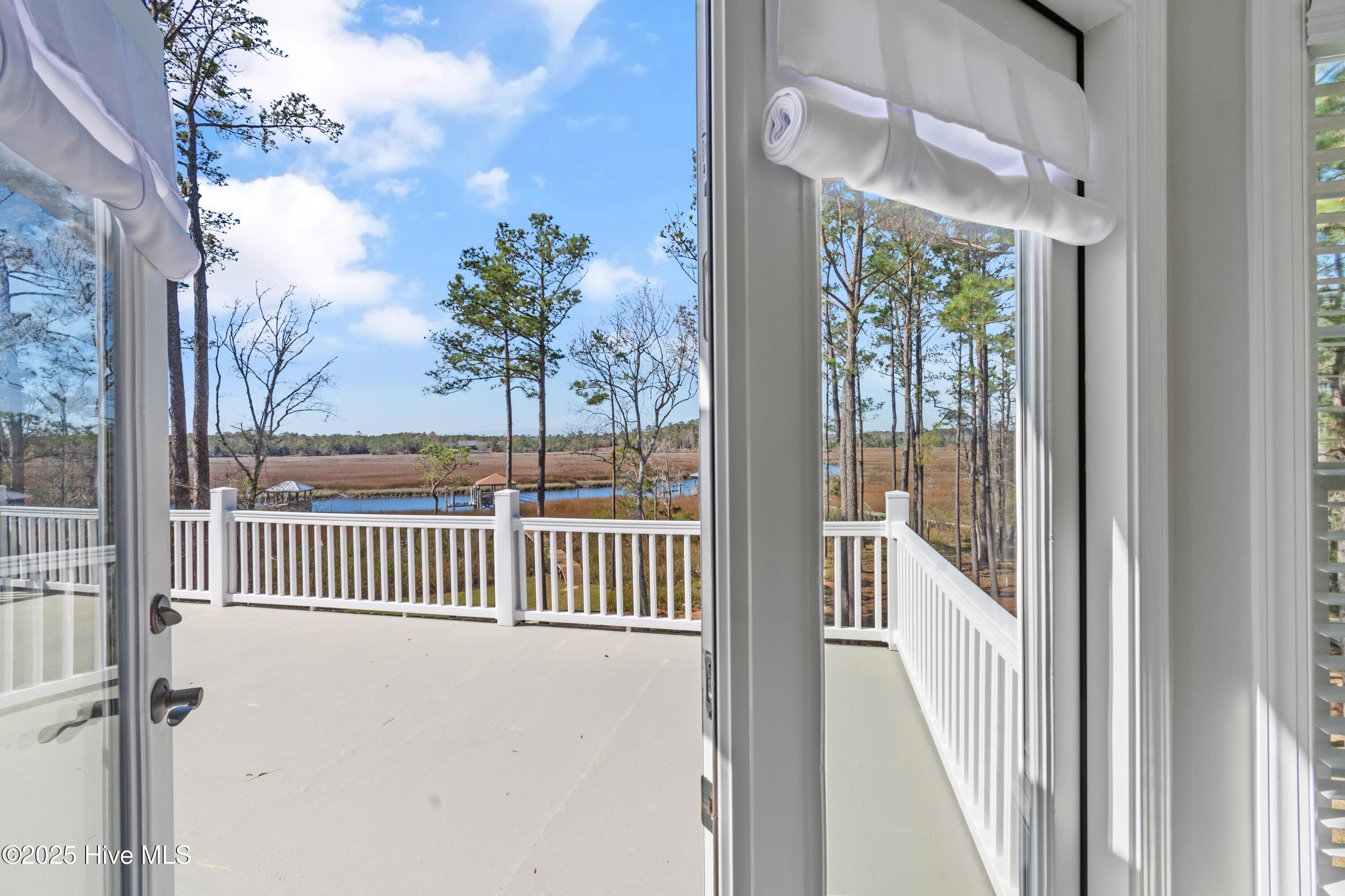 1807 Baywater Court SE