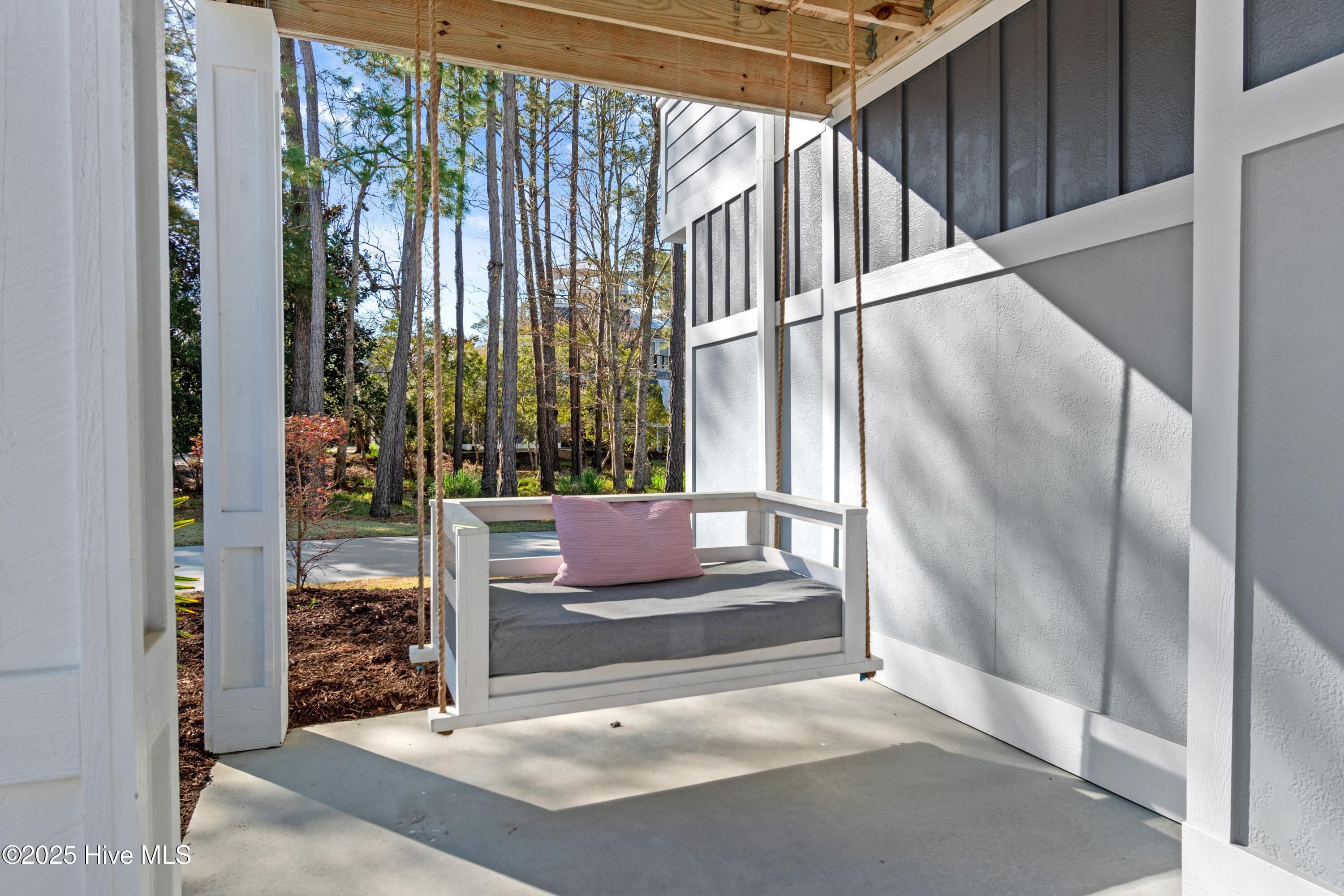 1807 Baywater Court SE