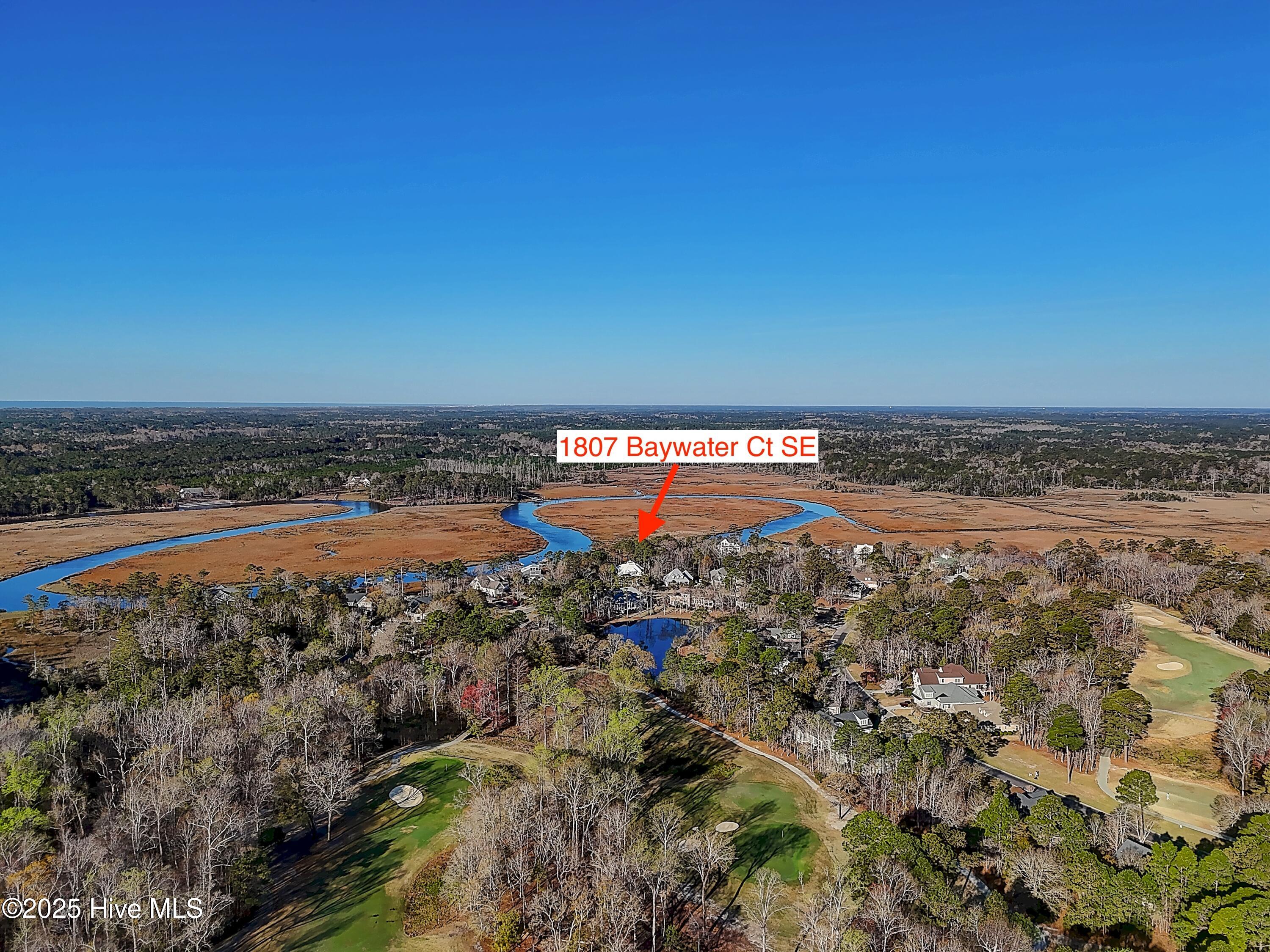 1807 Baywater Court SE