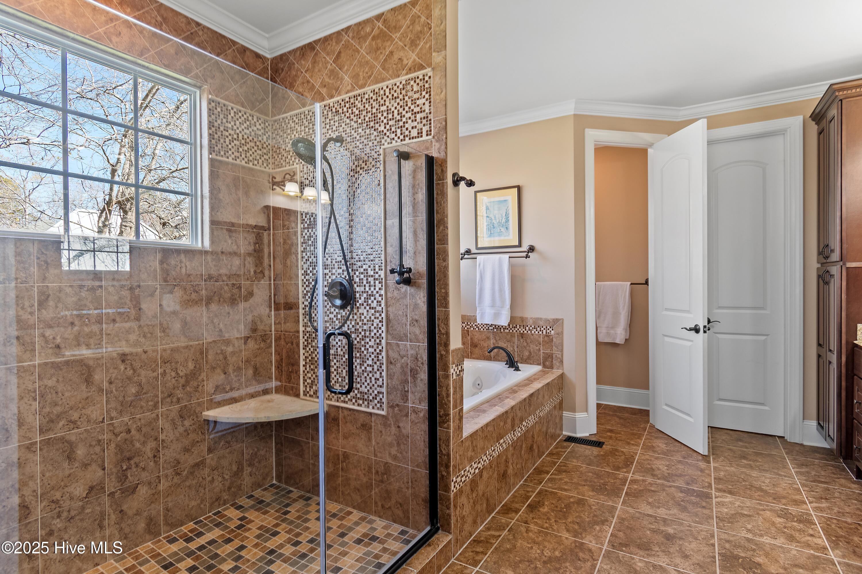 1807 Baywater Court SE