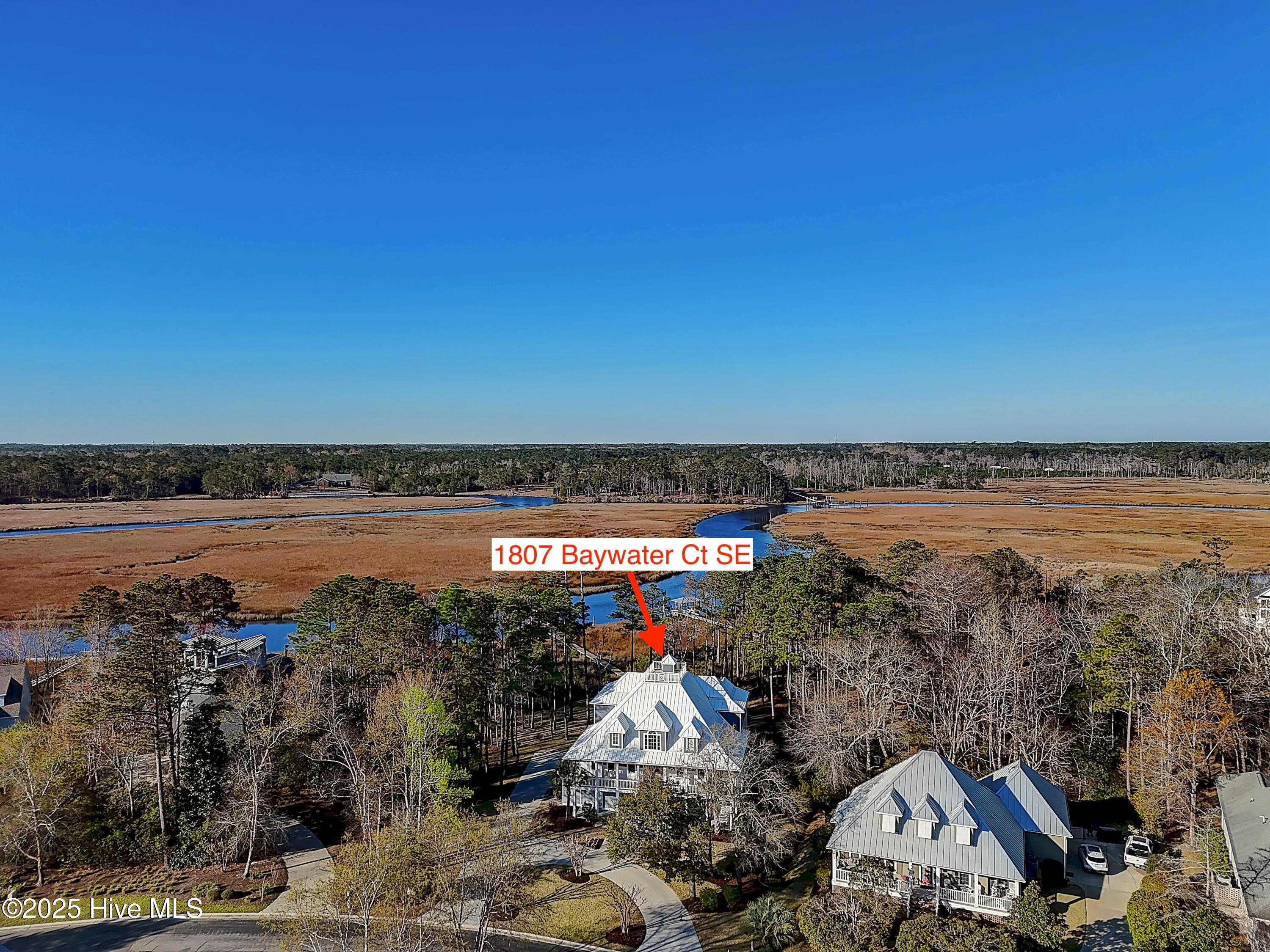 1807 Baywater Court SE