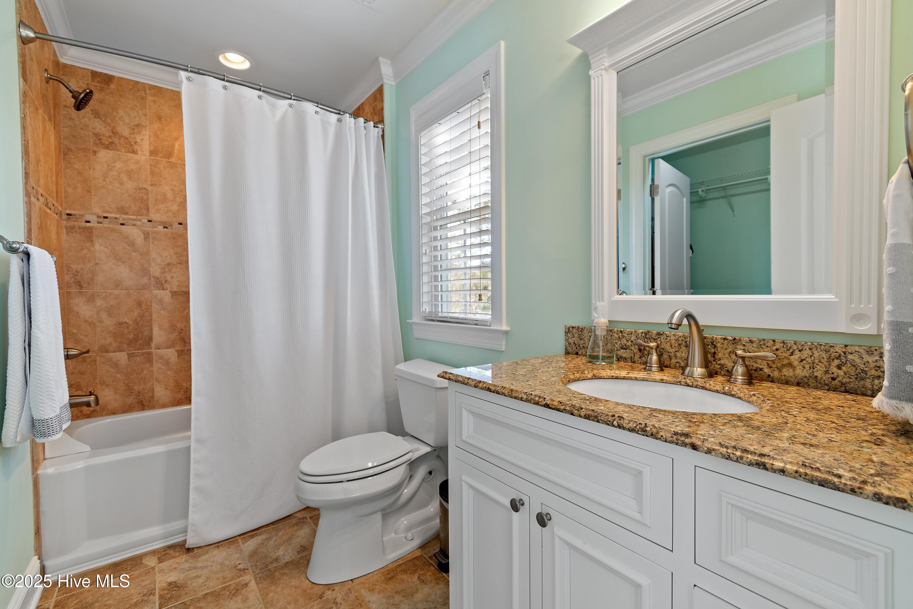 1807 Baywater Court SE