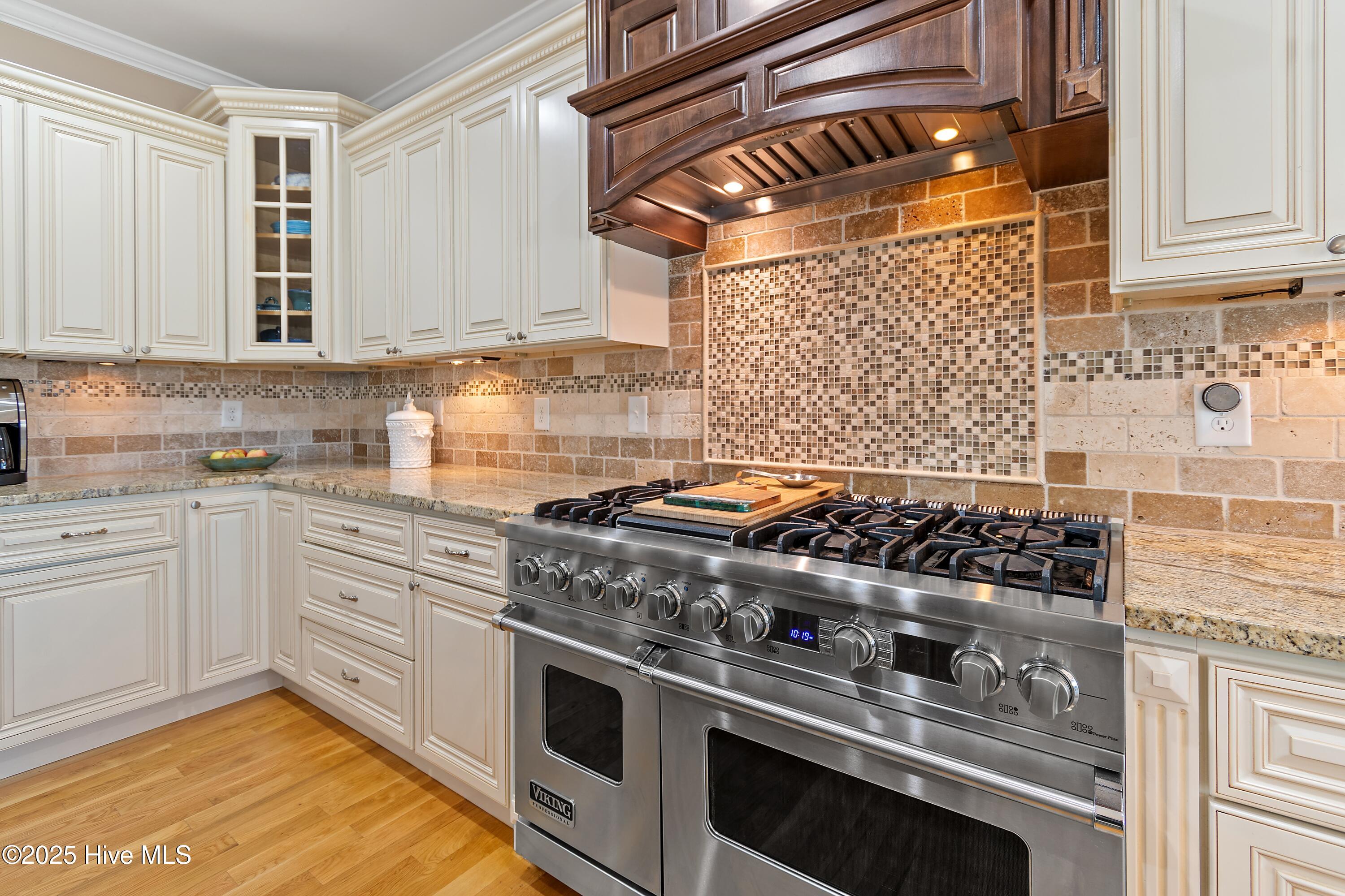 1807 Baywater Court SE